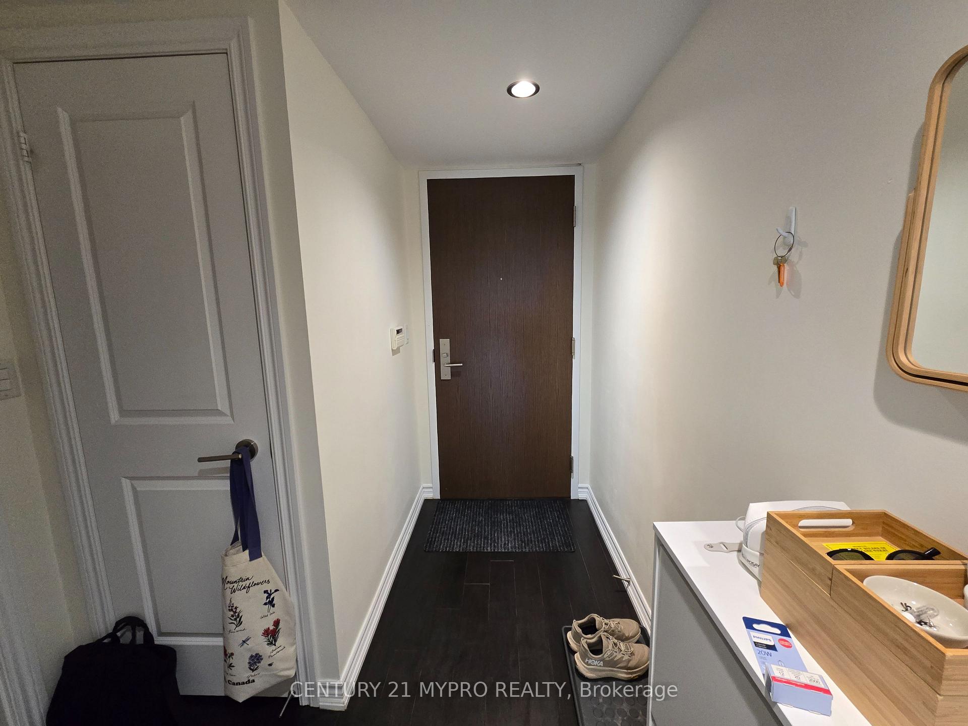 Photo 1 of Unit 2506, 386 Yonge Street, Toronto, Bay Street Corridor — HOMEH