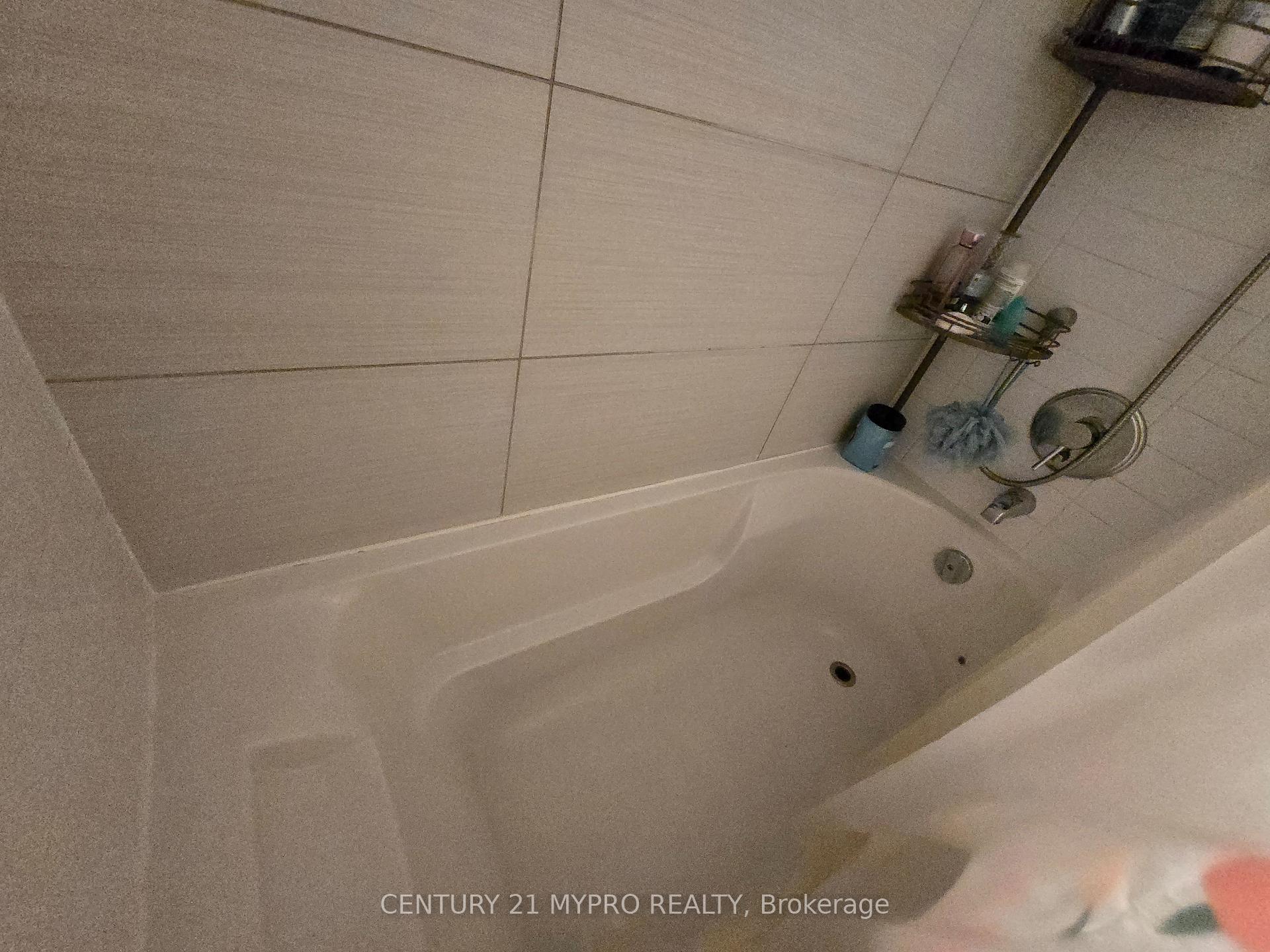 Photo 5 of Unit 2506, 386 Yonge Street, Toronto, Bay Street Corridor — HOMEH