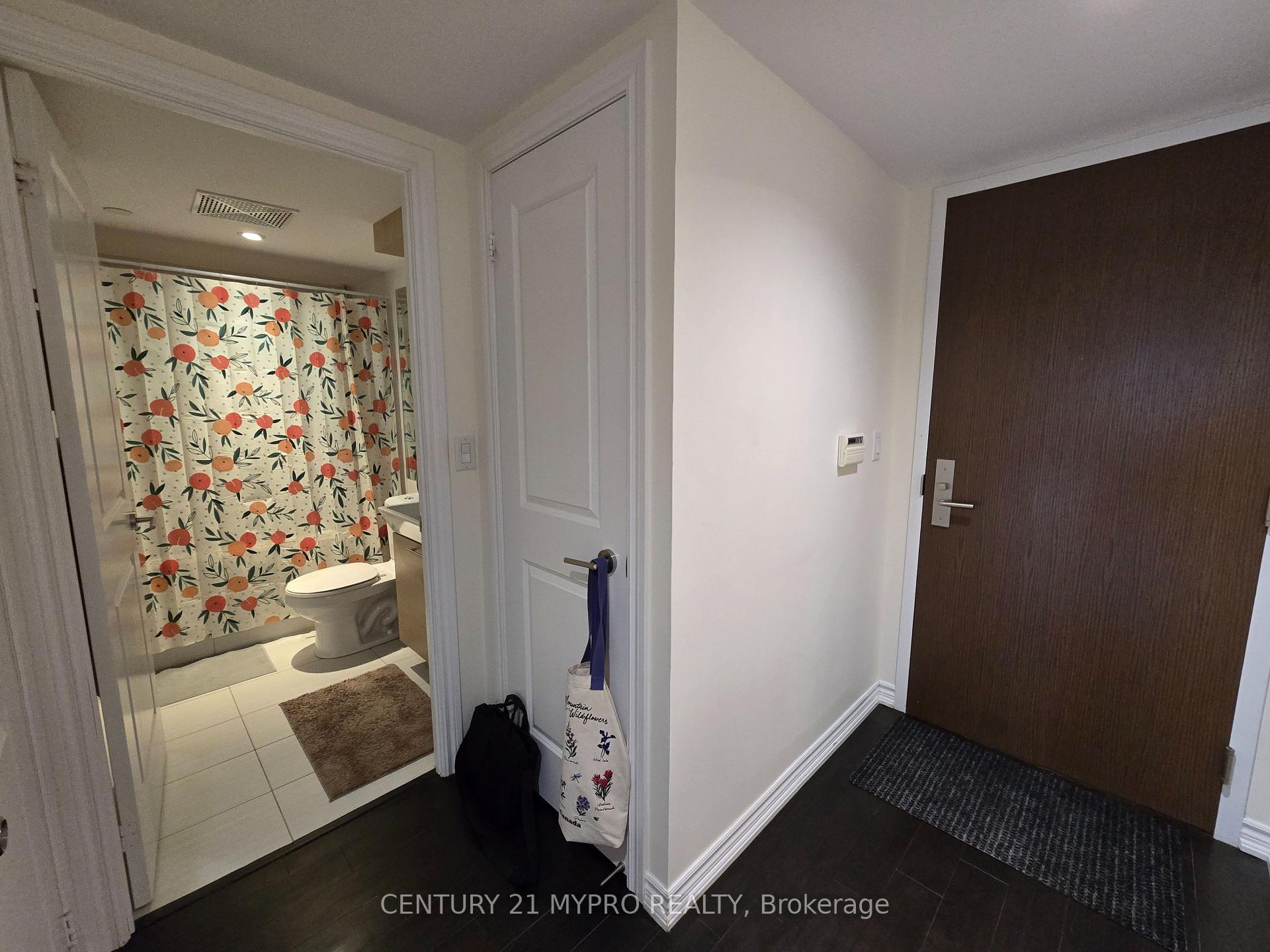 Photo 6 of Unit 2506, 386 Yonge Street, Toronto, Bay Street Corridor — HOMEH