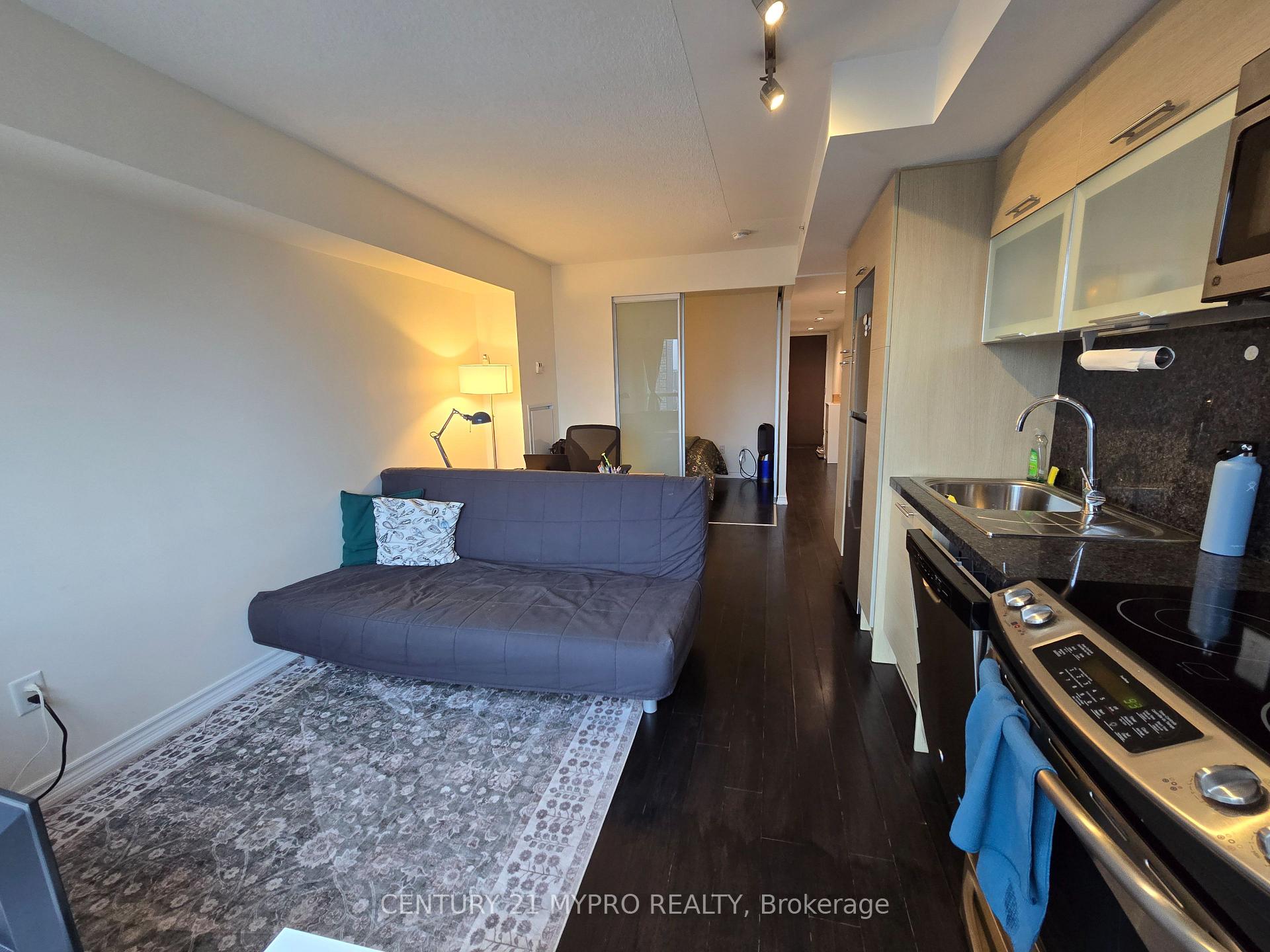 Photo 17 of Unit 2506, 386 Yonge Street, Toronto, Bay Street Corridor — HOMEH