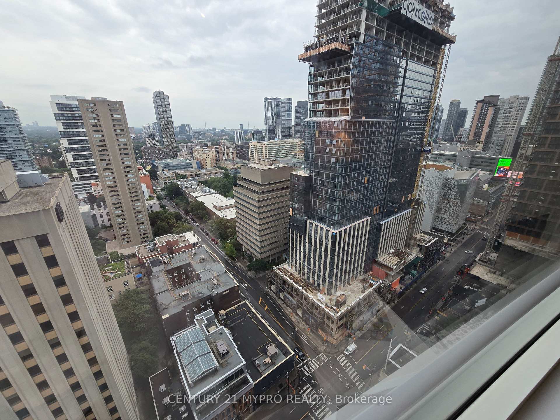 Photo 18 of Unit 2506, 386 Yonge Street, Toronto, Bay Street Corridor — HOMEH