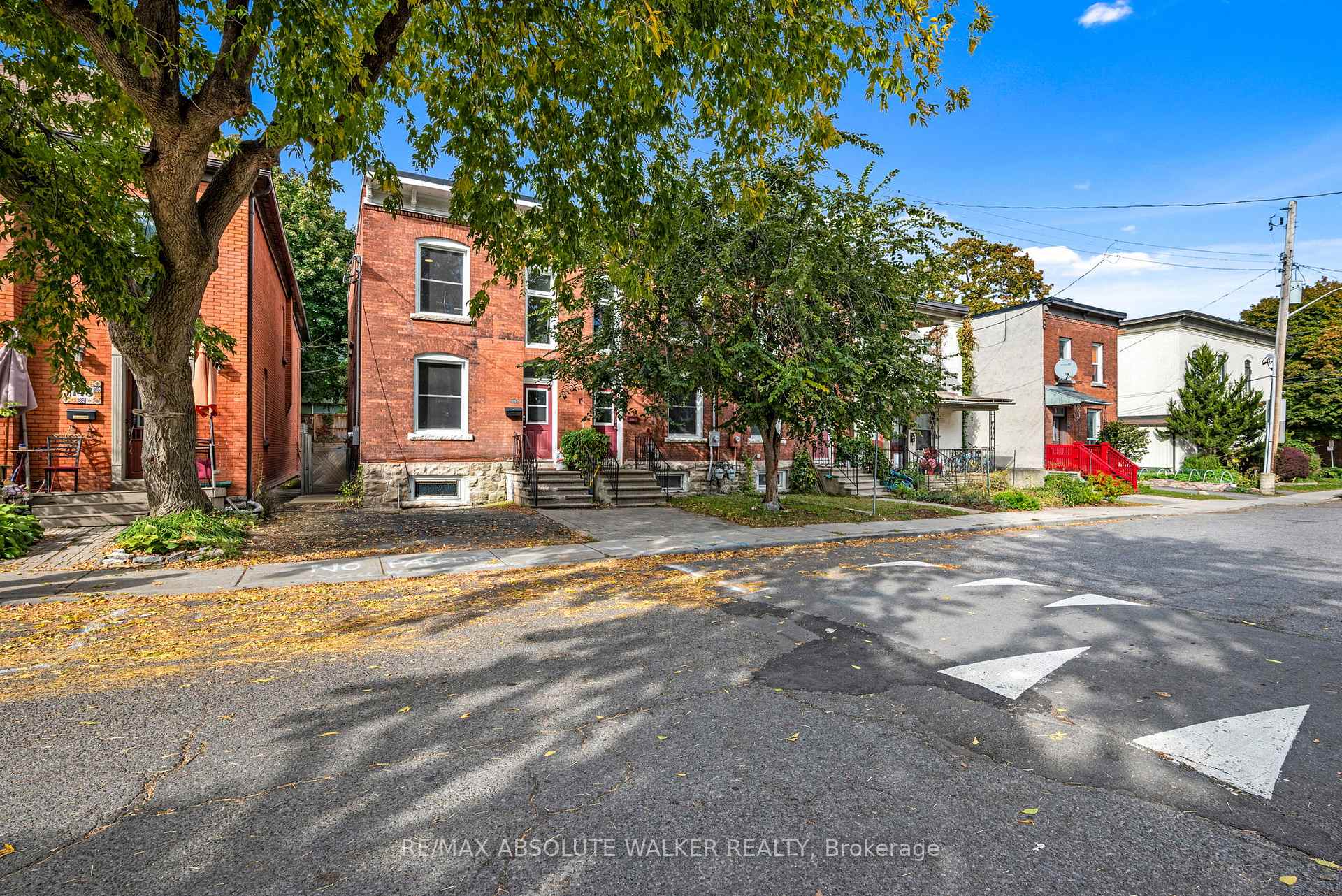 Photo 6 of 141 Primrose Avenue, Ottawa, West Centre Town — HOMEH