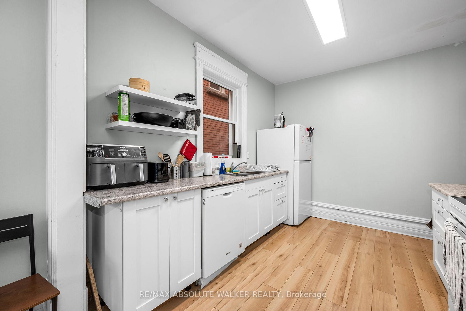 Photo 15 of 141 Primrose Avenue, Ottawa, West Centre Town — HOMEH