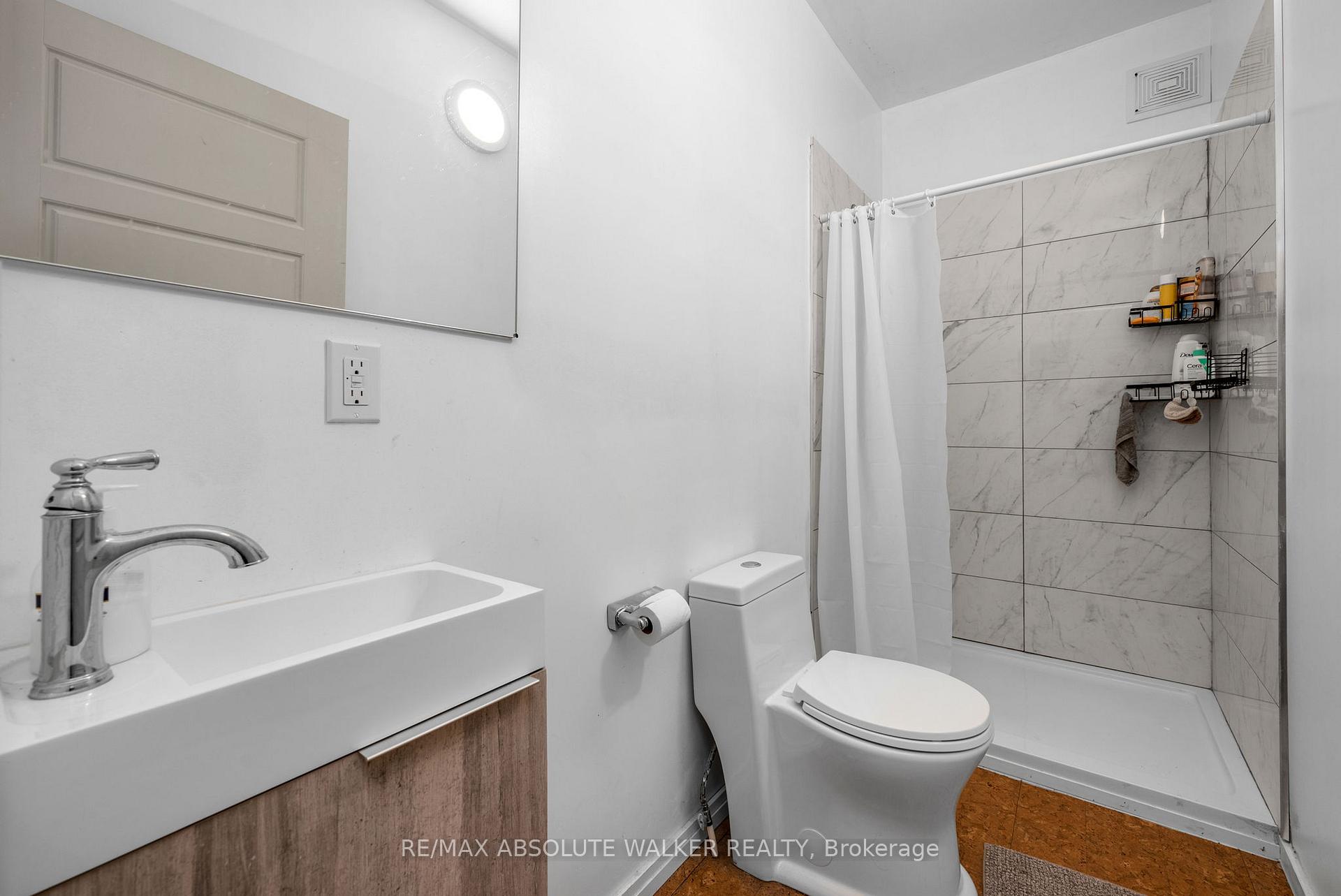 Photo 18 of 141 Primrose Avenue, Ottawa, West Centre Town — HOMEH