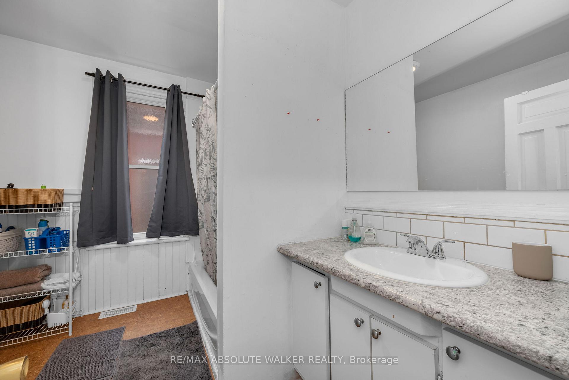 Photo 22 of 141 Primrose Avenue, Ottawa, West Centre Town — HOMEH