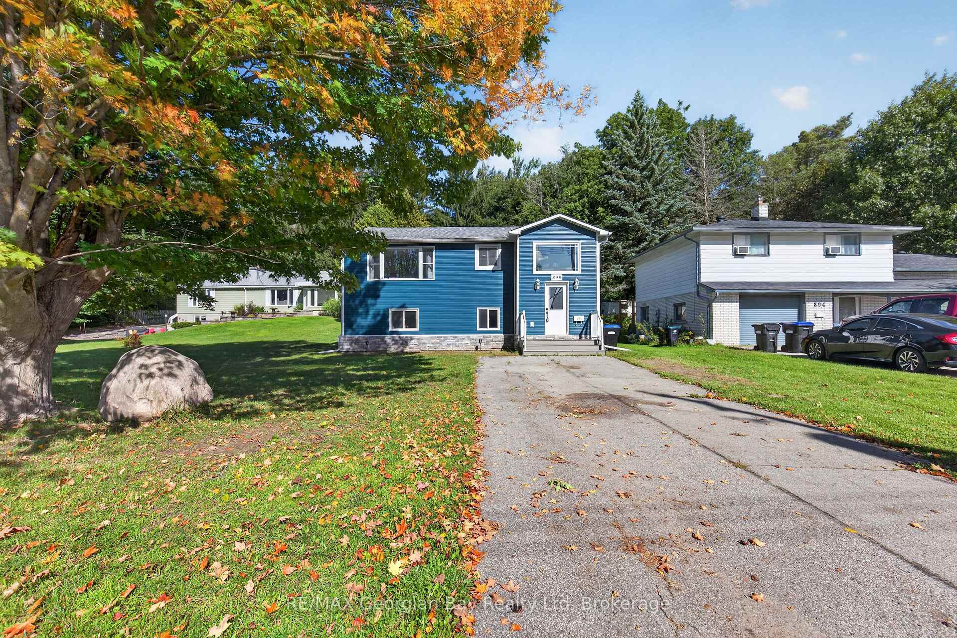 Photo 27 of 898 Yonge Street, Midland — HOMEH