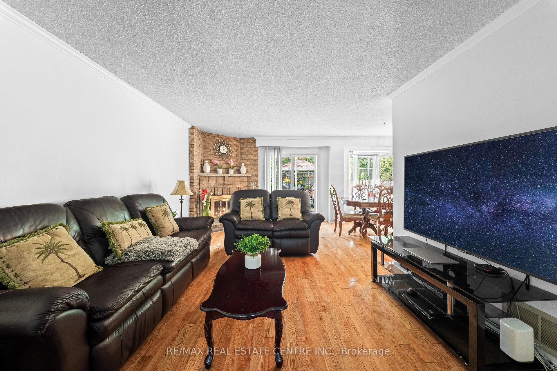 Photo 8 of 467 Hansen Road N, Brampton, Madoc — HOMEH