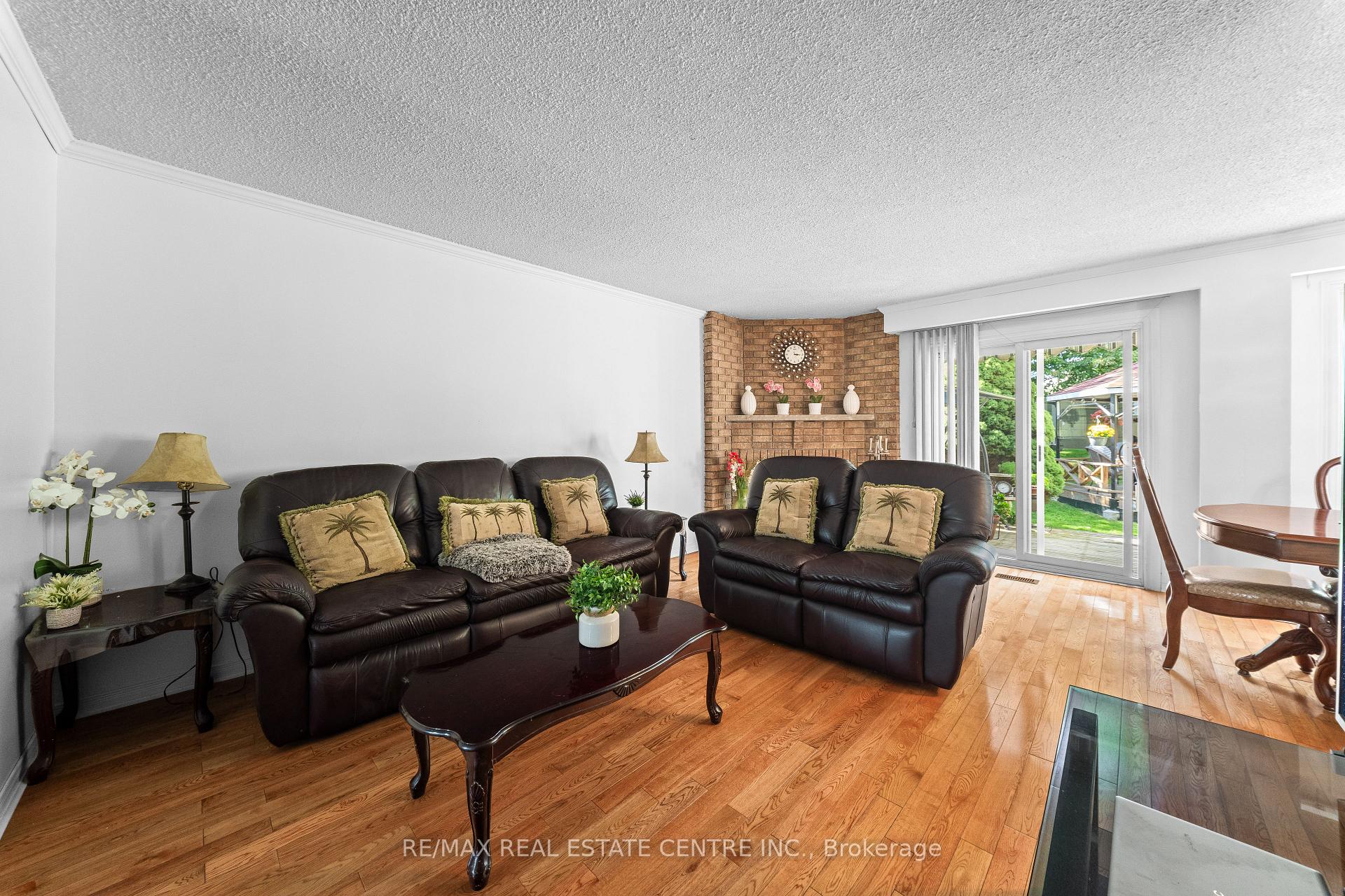 Photo 9 of 467 Hansen Road N, Brampton, Madoc — HOMEH