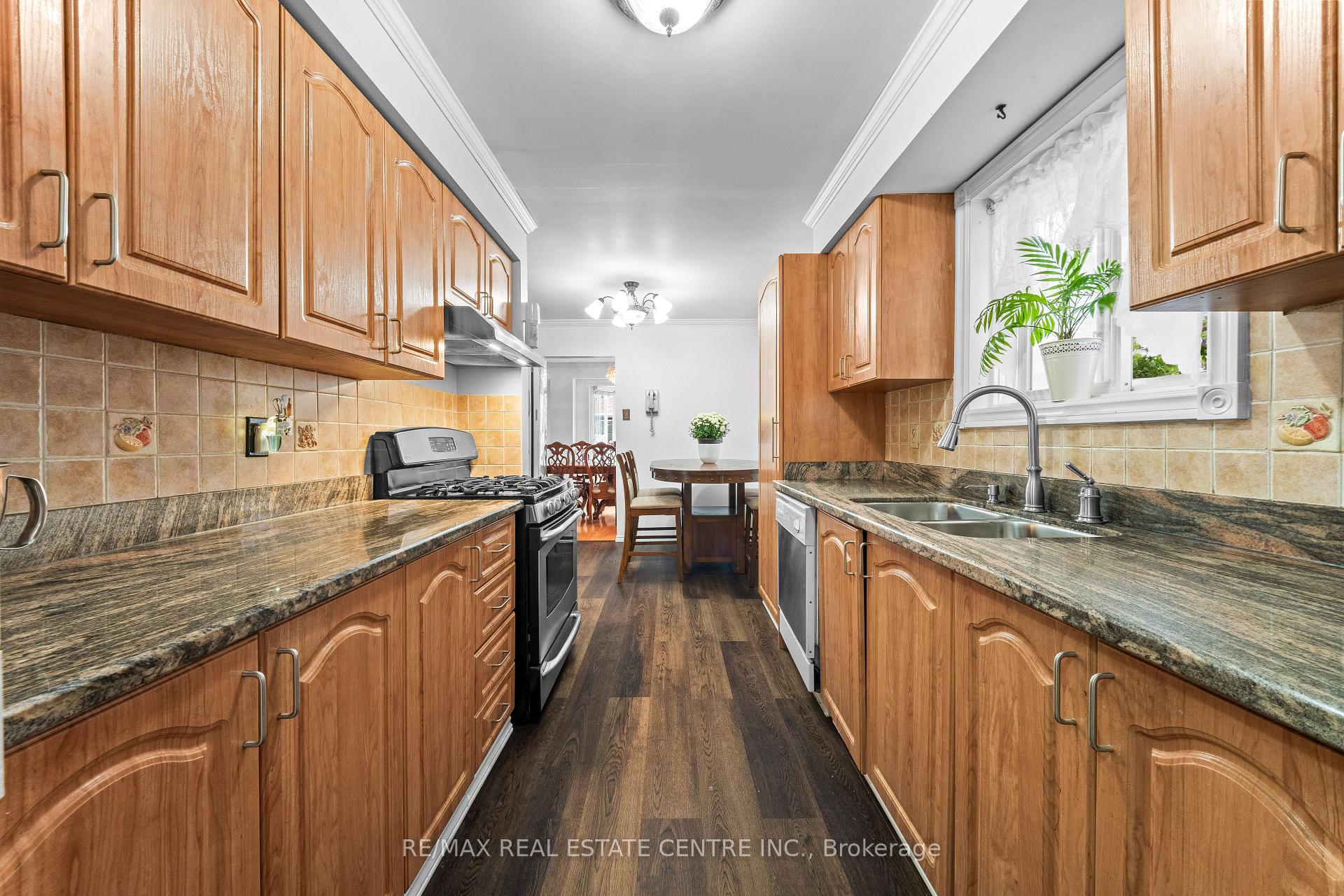 Photo 15 of 467 Hansen Road N, Brampton, Madoc — HOMEH