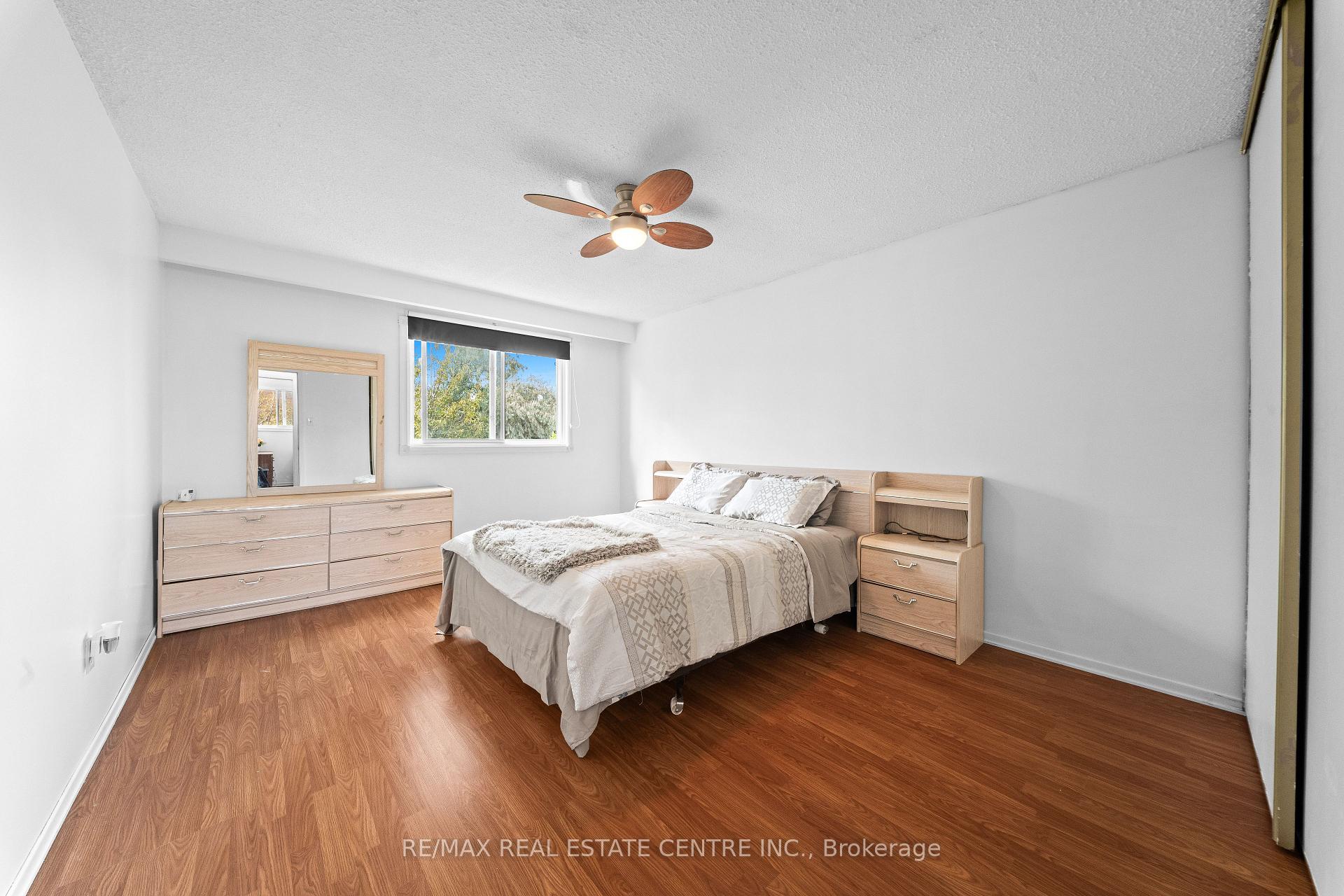 Photo 19 of 467 Hansen Road N, Brampton, Madoc — HOMEH