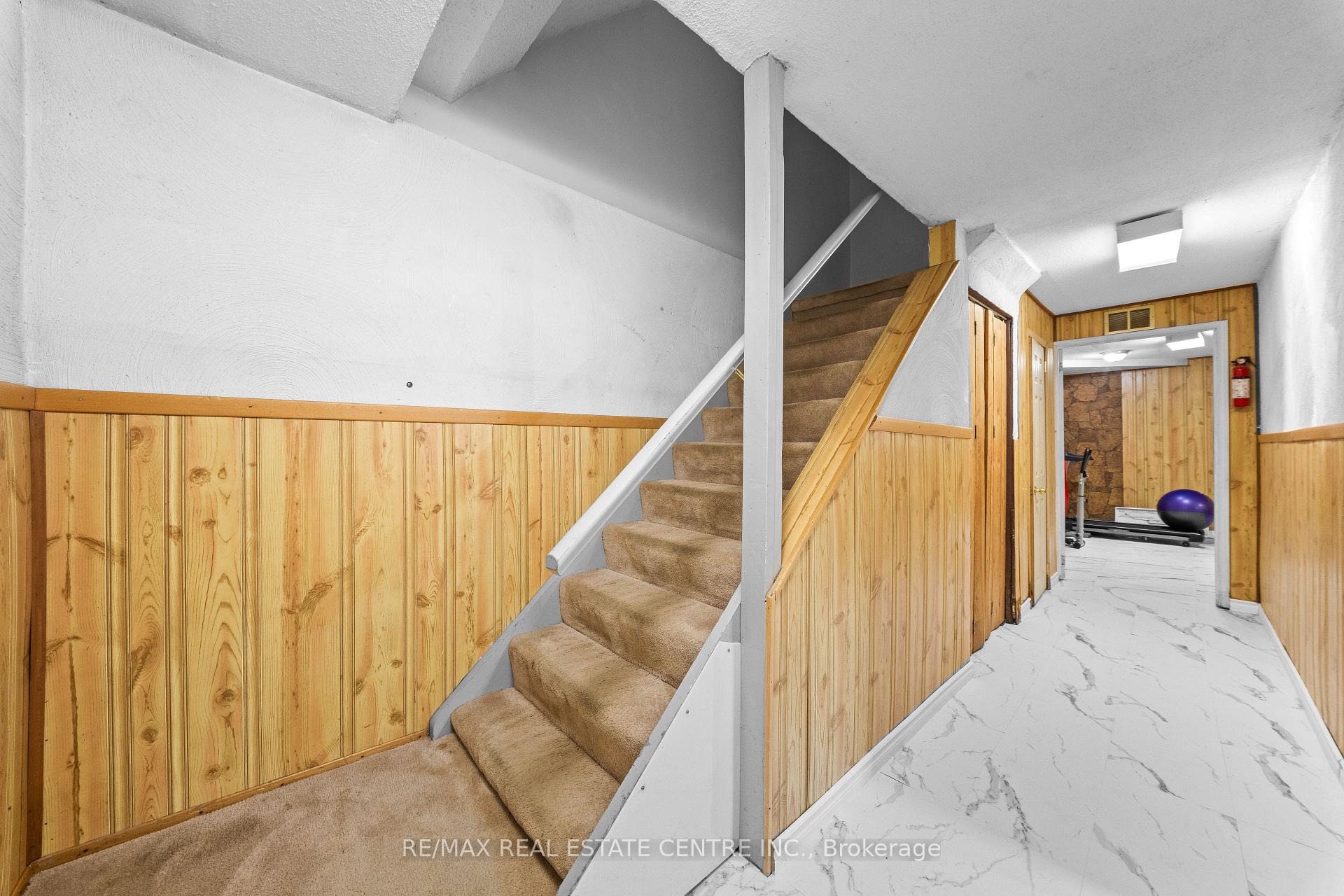 Photo 21 of 467 Hansen Road N, Brampton, Madoc — HOMEH