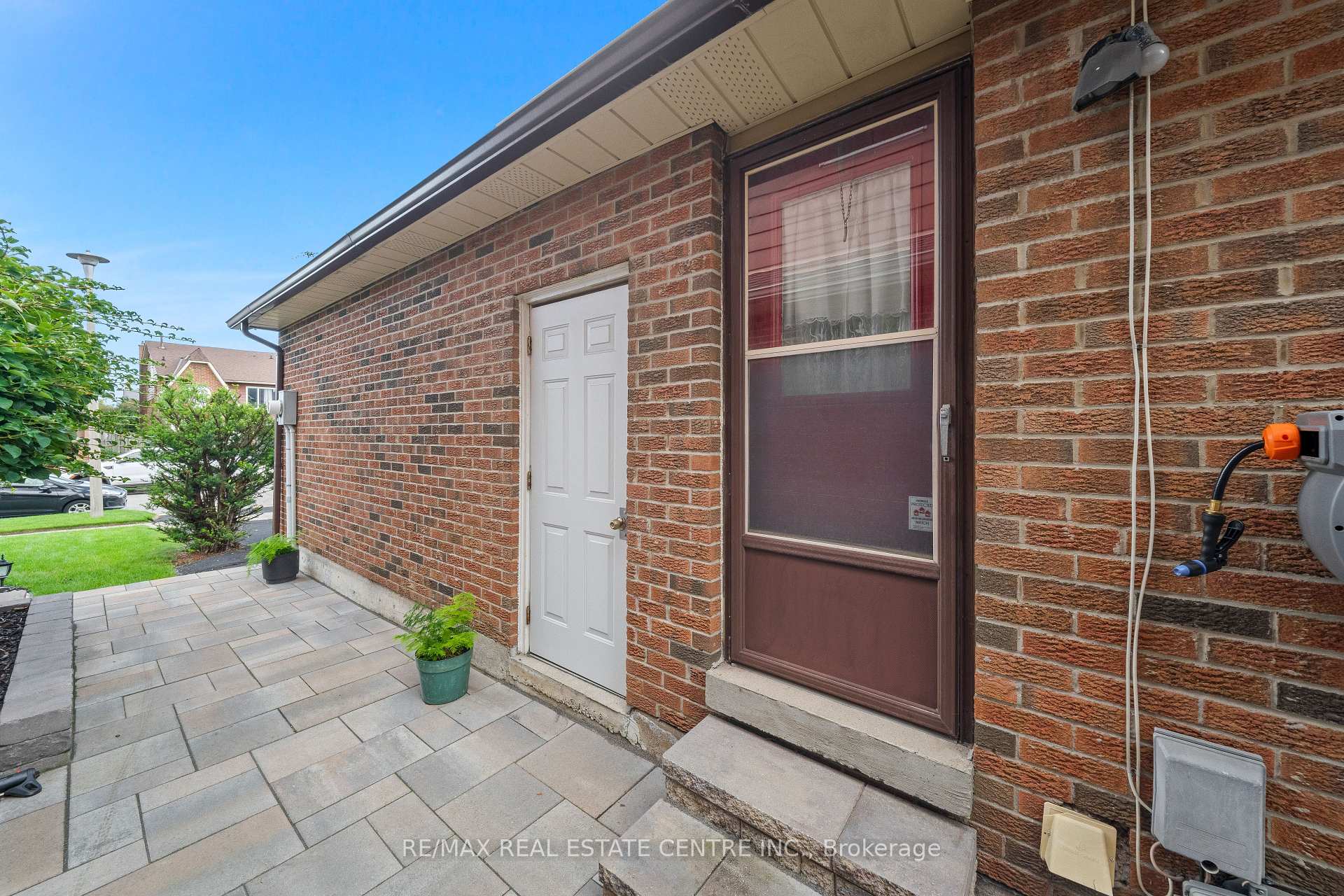 Photo 24 of 467 Hansen Road N, Brampton, Madoc — HOMEH