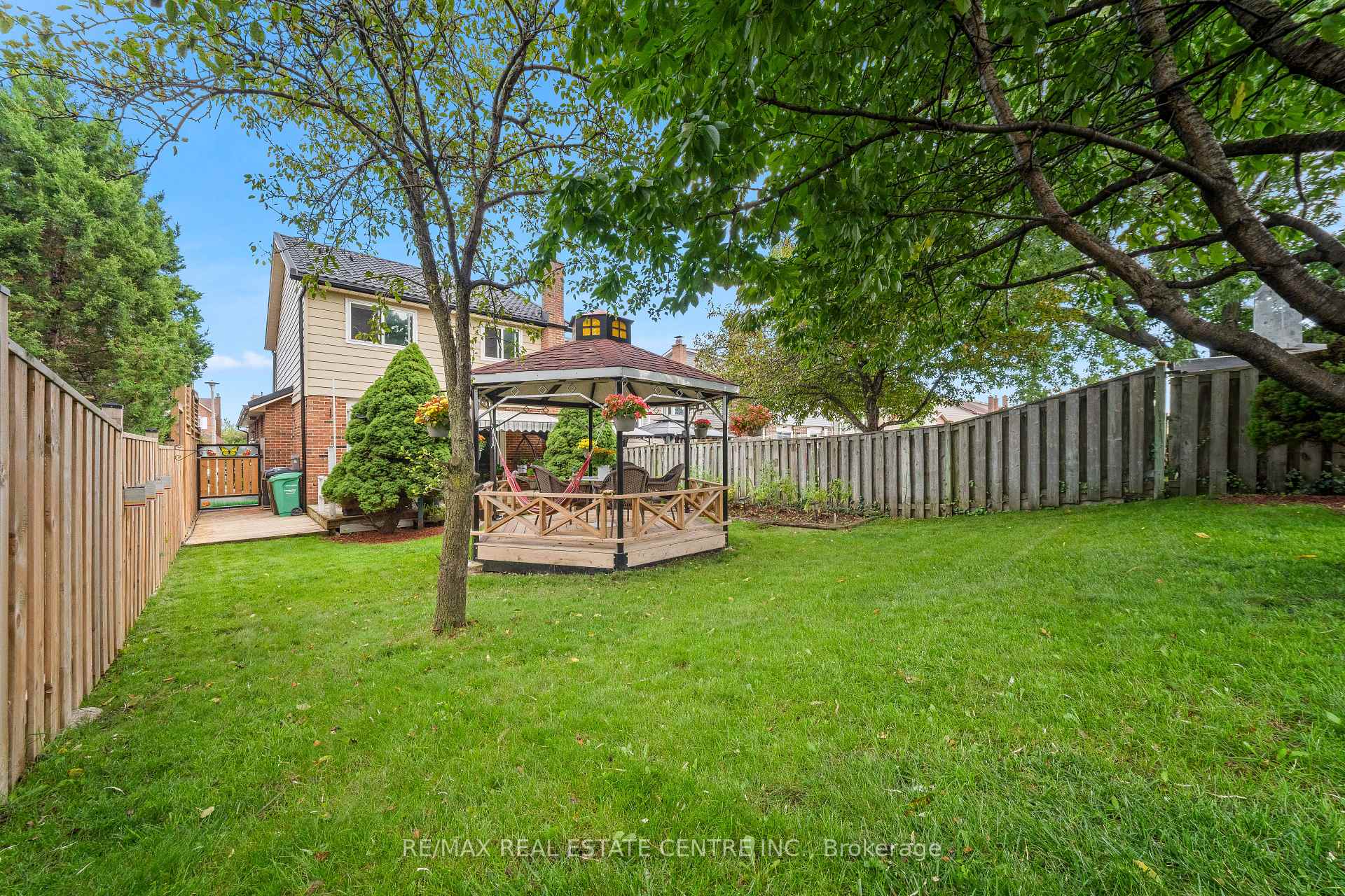 Photo 31 of 467 Hansen Road N, Brampton, Madoc — HOMEH