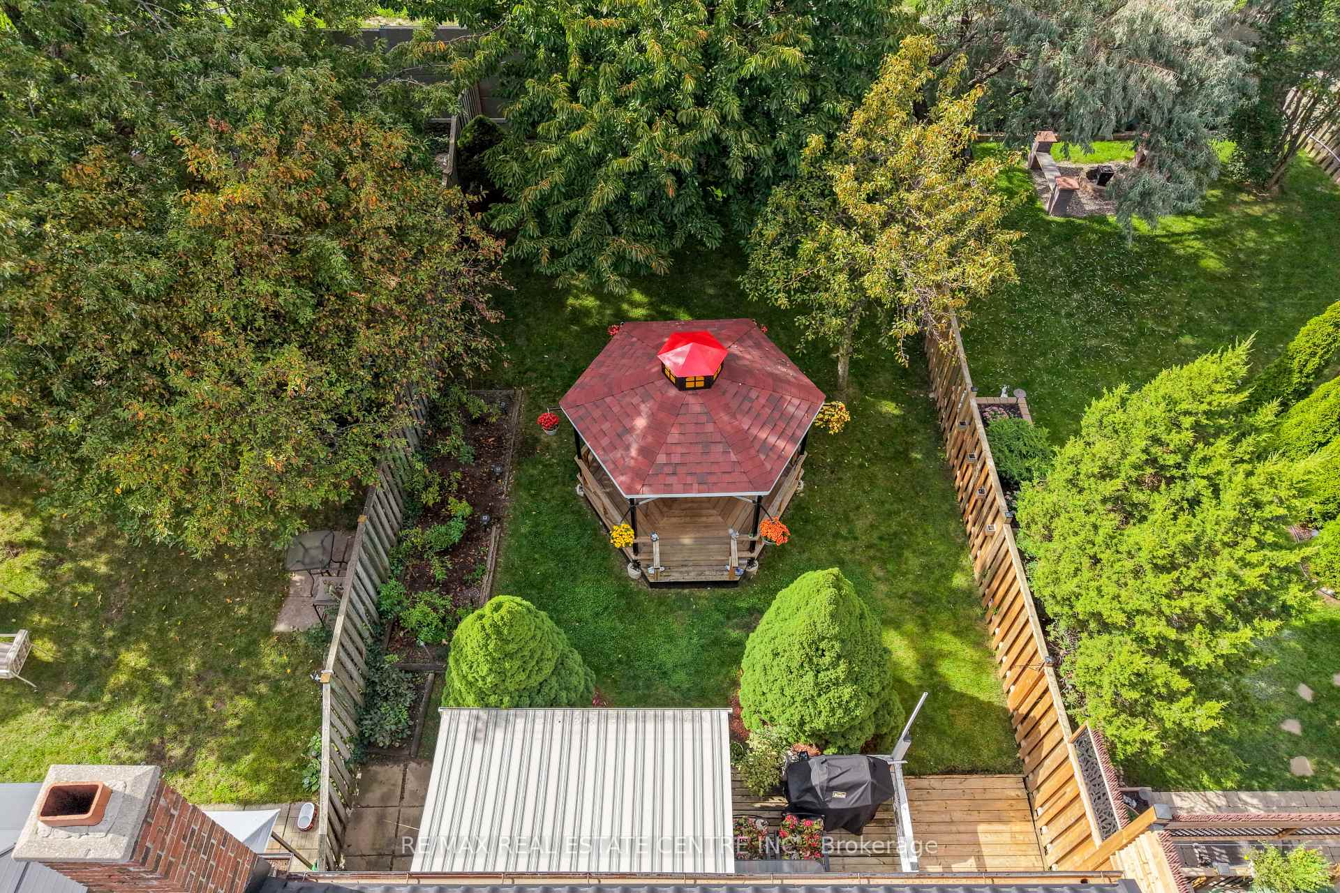Photo 32 of 467 Hansen Road N, Brampton, Madoc — HOMEH