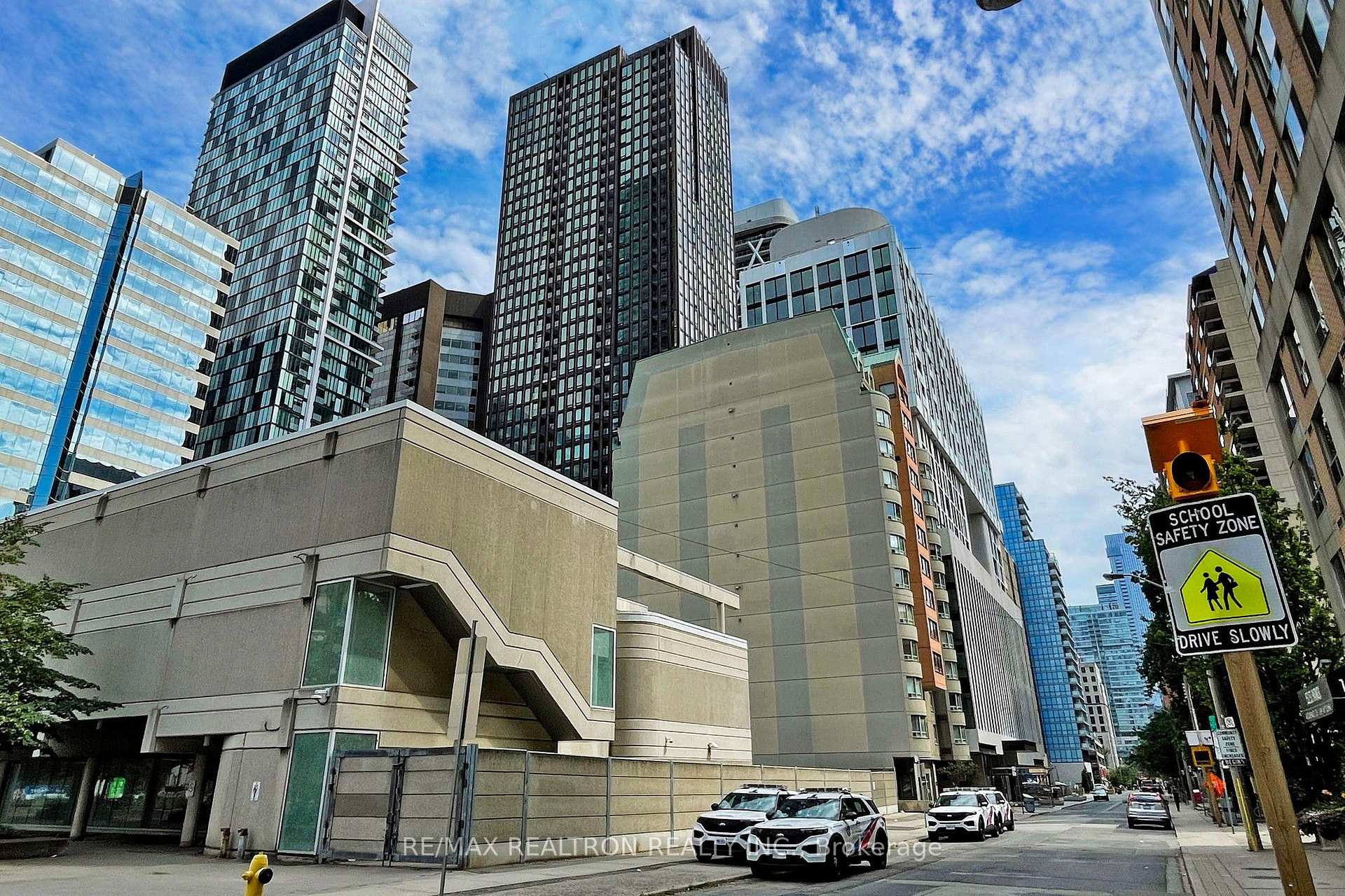 Photo 1 of Unit 1215, 121 St. Patrick Street, Toronto, Kensington-Chinatown — HOMEH