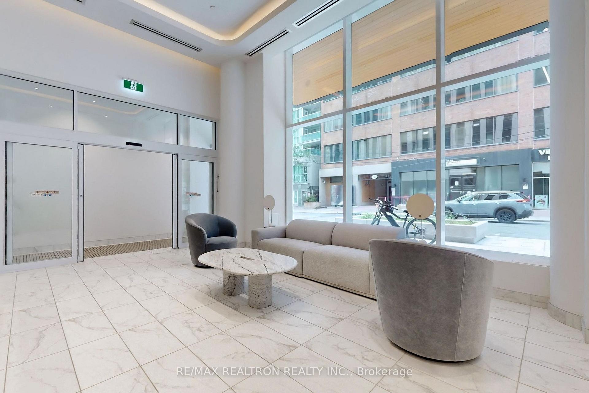 Photo 6 of Unit 1215, 121 St. Patrick Street, Toronto, Kensington-Chinatown — HOMEH