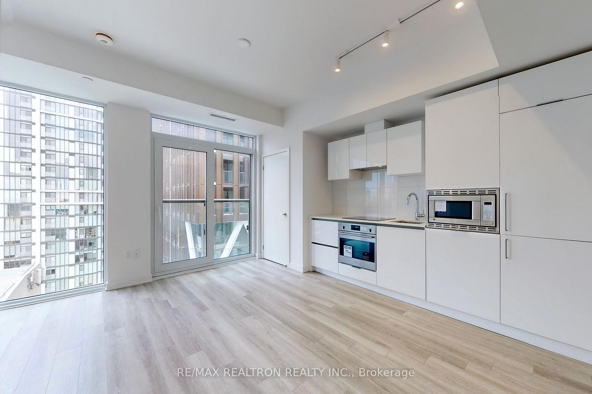 Photo 10 of Unit 1215, 121 St. Patrick Street, Toronto, Kensington-Chinatown — HOMEH