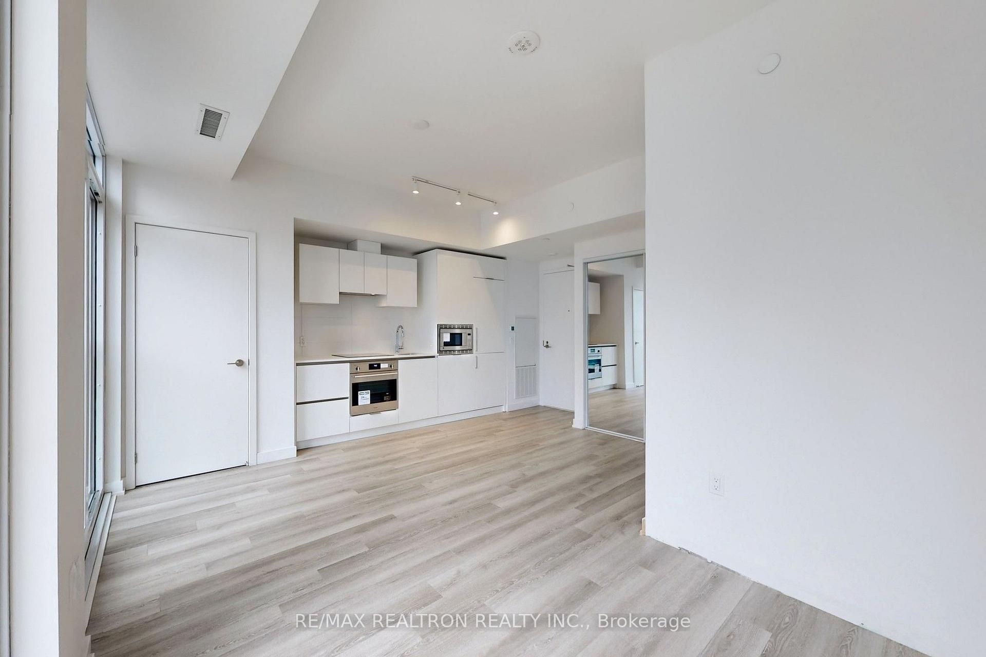 Photo 11 of Unit 1215, 121 St. Patrick Street, Toronto, Kensington-Chinatown — HOMEH