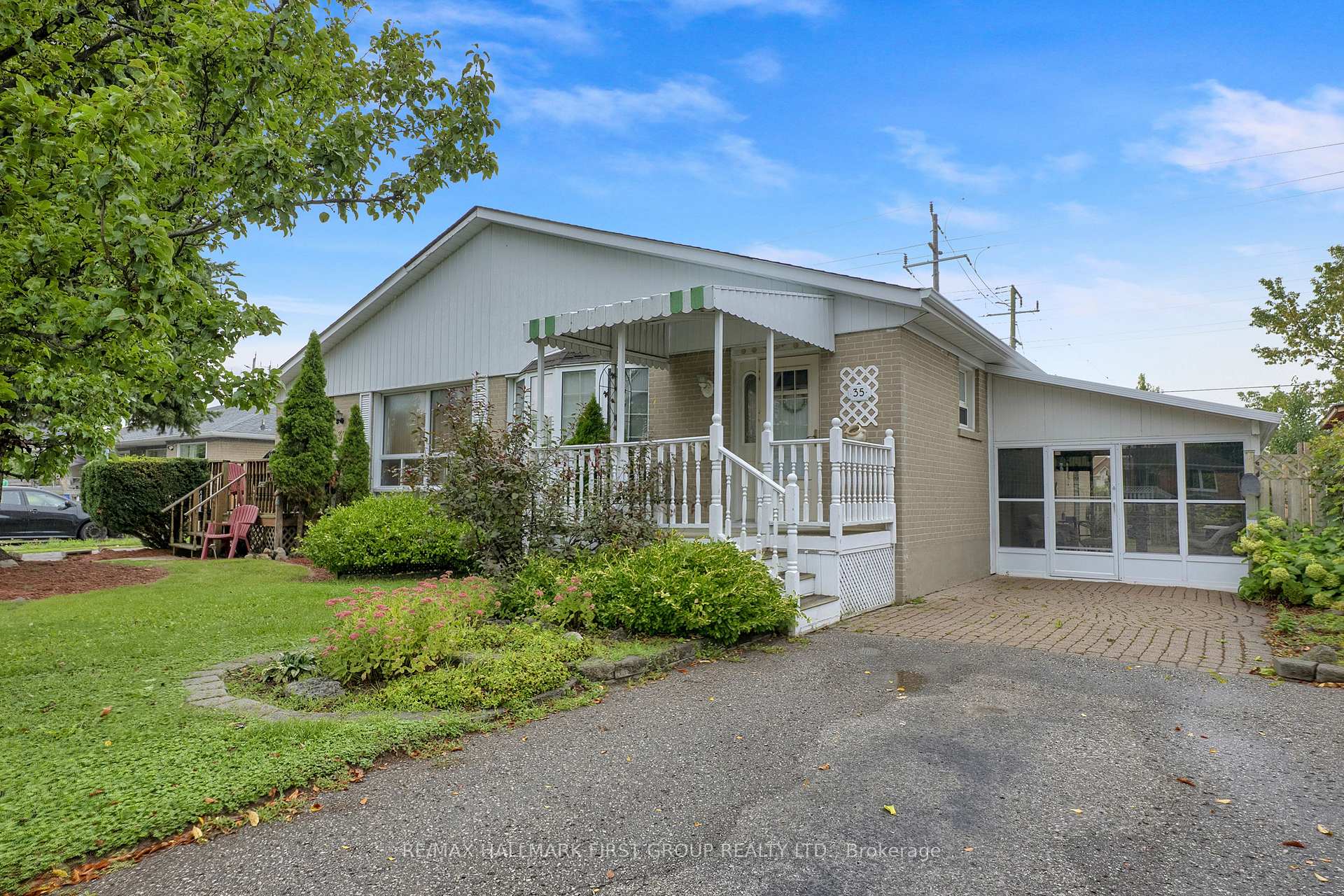 Photo 32 of 35 Tulloch Drive, Ajax, South East — HOMEH
