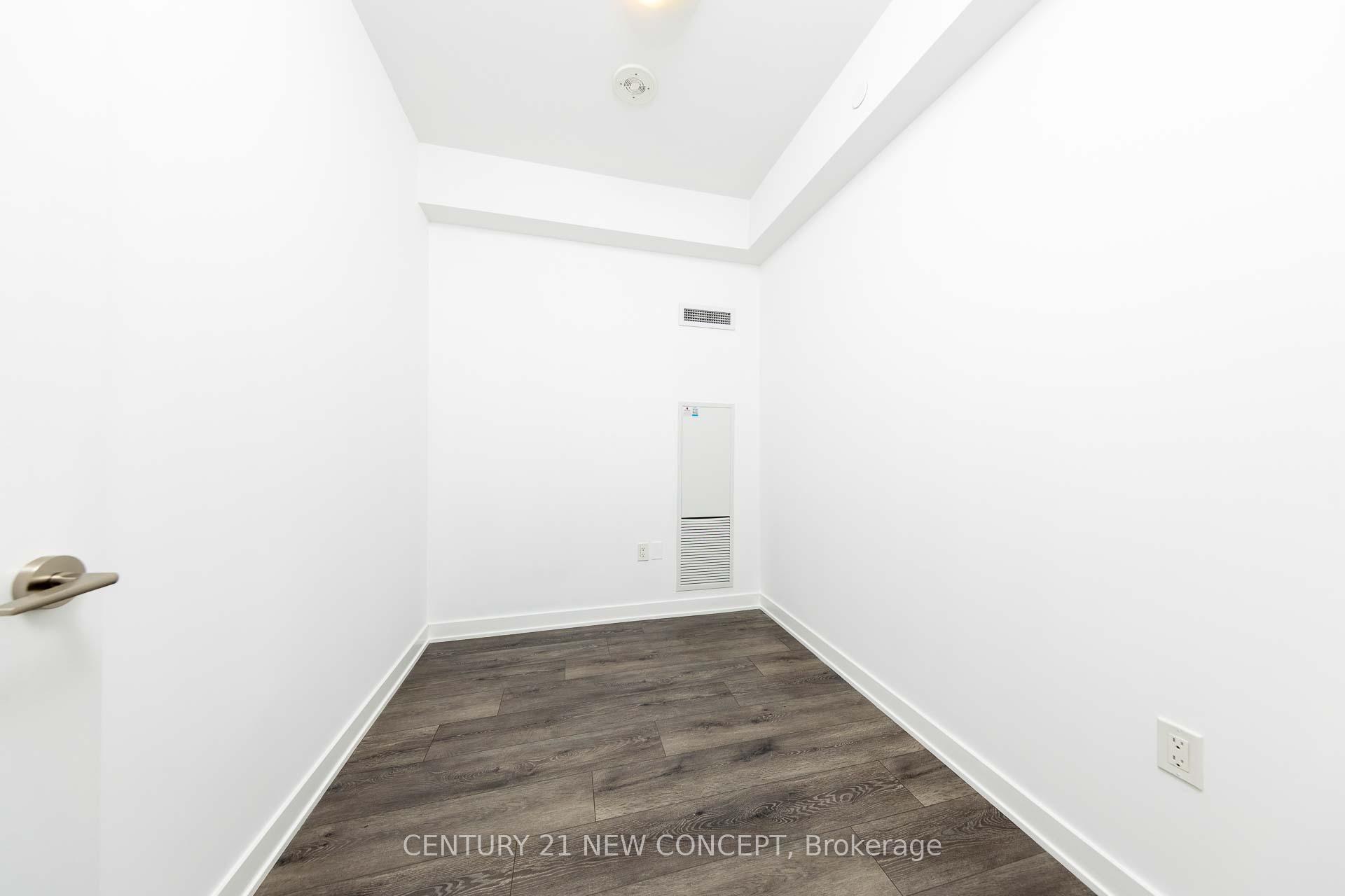 Photo 8 of Unit 1403, 105 Oneida Crescent, Richmond Hill, Langstaff — HOMEH