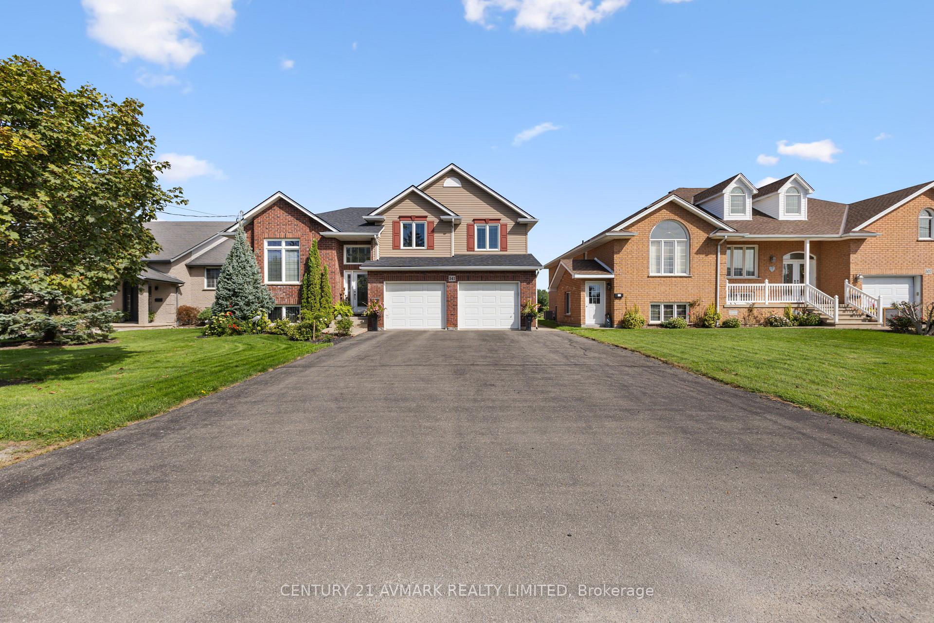 Photo 2 of 541 Barrick Road, Port Colborne, Main Street — HOMEH