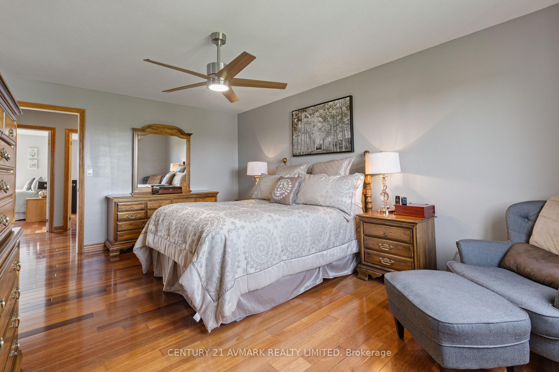 Photo 24 of 541 Barrick Road, Port Colborne, Main Street — HOMEH