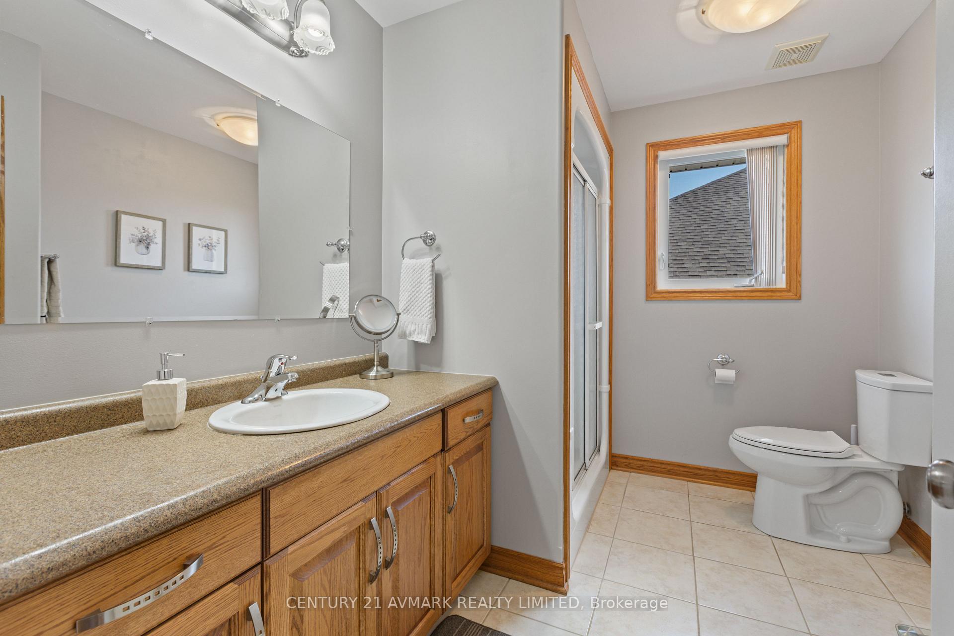 Photo 25 of 541 Barrick Road, Port Colborne, Main Street — HOMEH