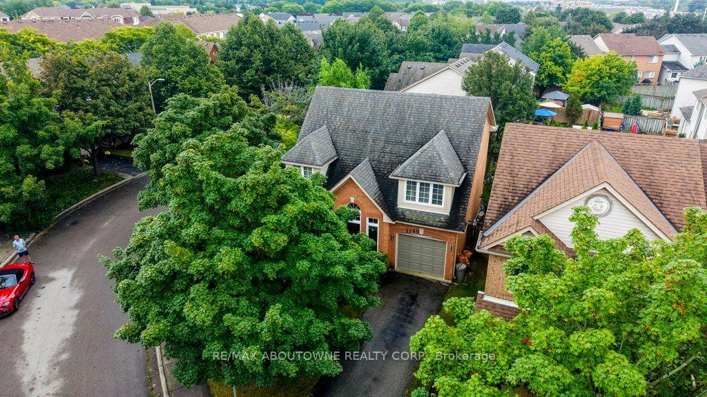 Photo 30 of 5180 Bunton Crescent, Burlington, Orchard — HOMEH