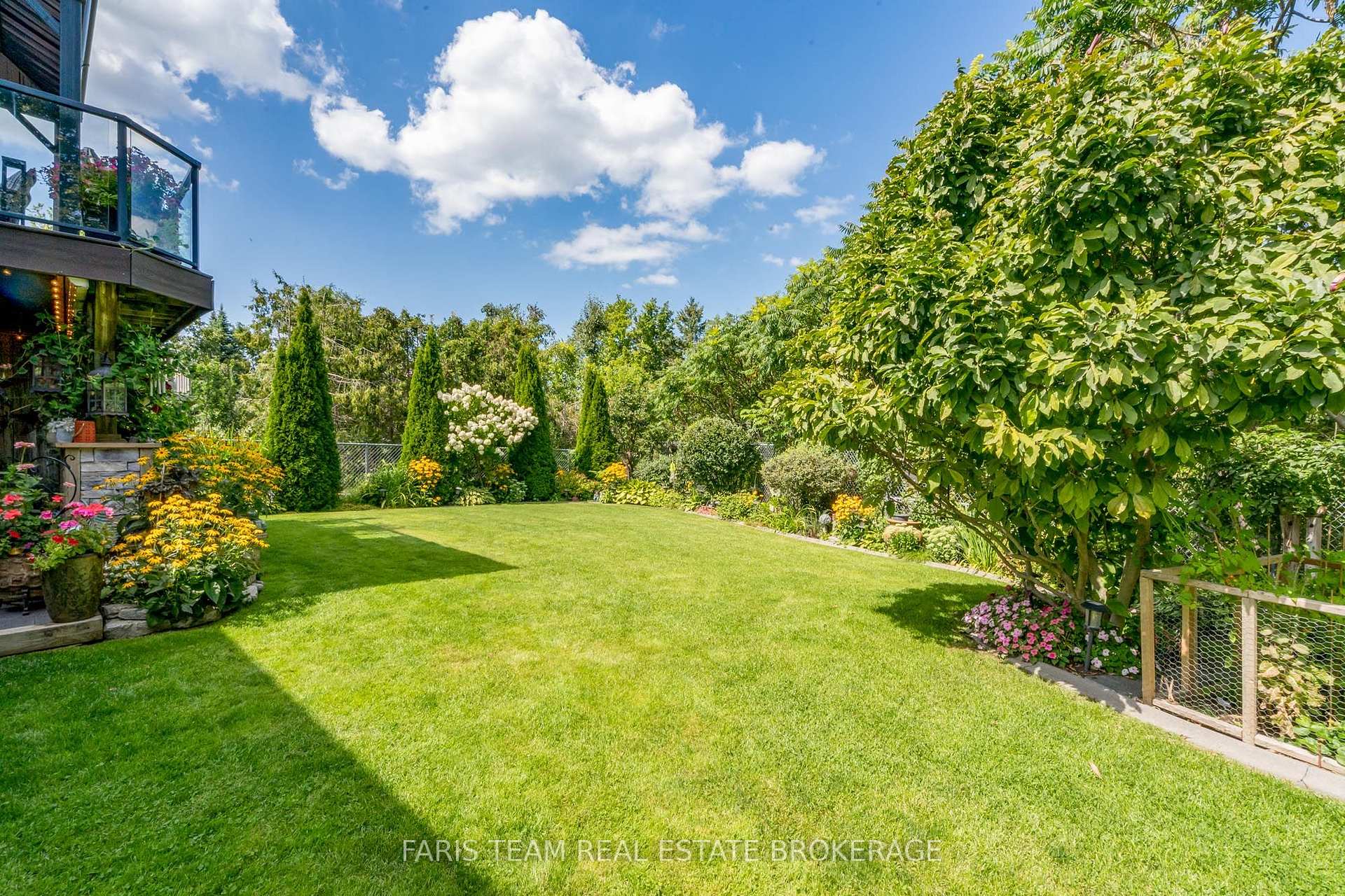 Photo 4 of 32 Stanley Street, Barrie, East Bayfield — HOMEH