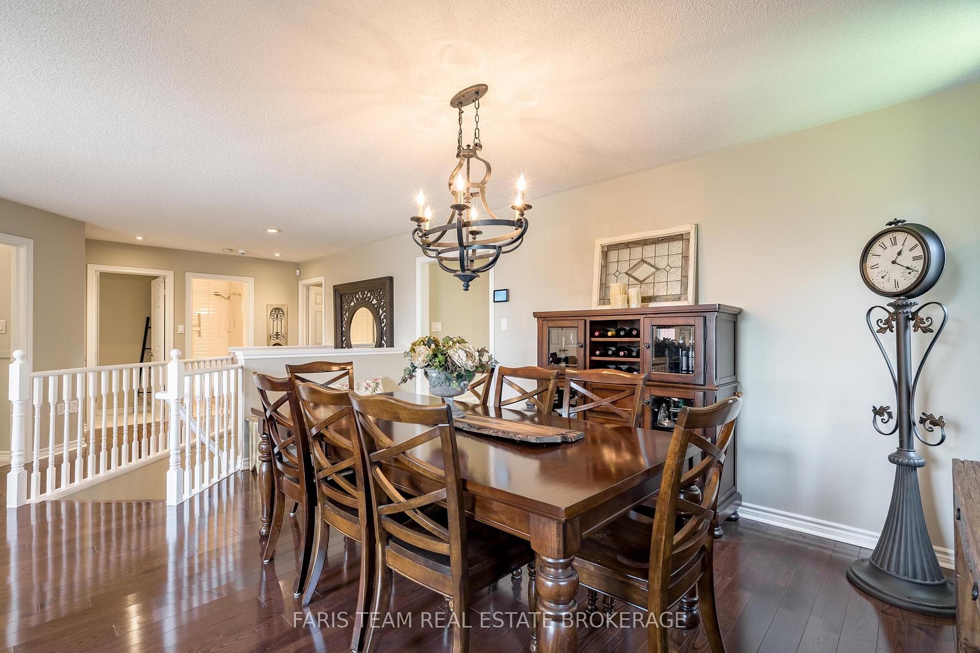 Photo 15 of 32 Stanley Street, Barrie, East Bayfield — HOMEH