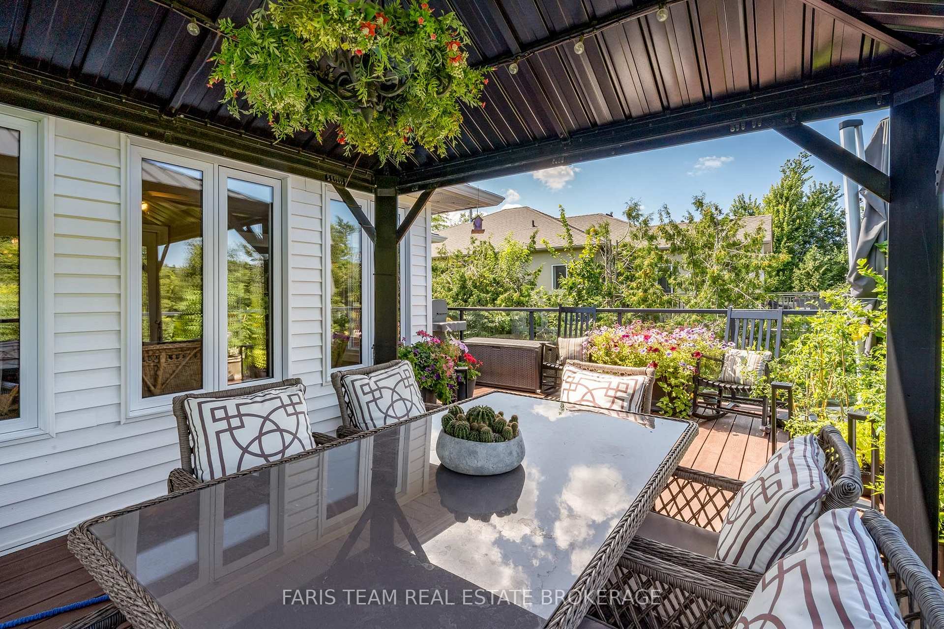 Photo 34 of 32 Stanley Street, Barrie, East Bayfield — HOMEH