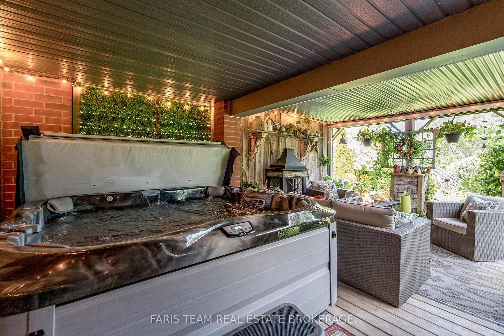 Photo 35 of 32 Stanley Street, Barrie, East Bayfield — HOMEH