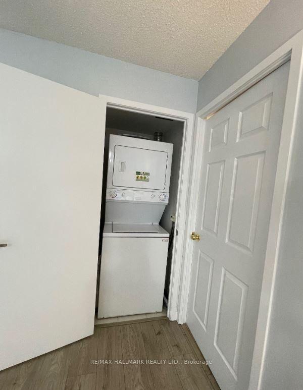 Photo 9 of Unit 301, 4K Spadina Avenue, Toronto, Waterfront Communities — HOMEH