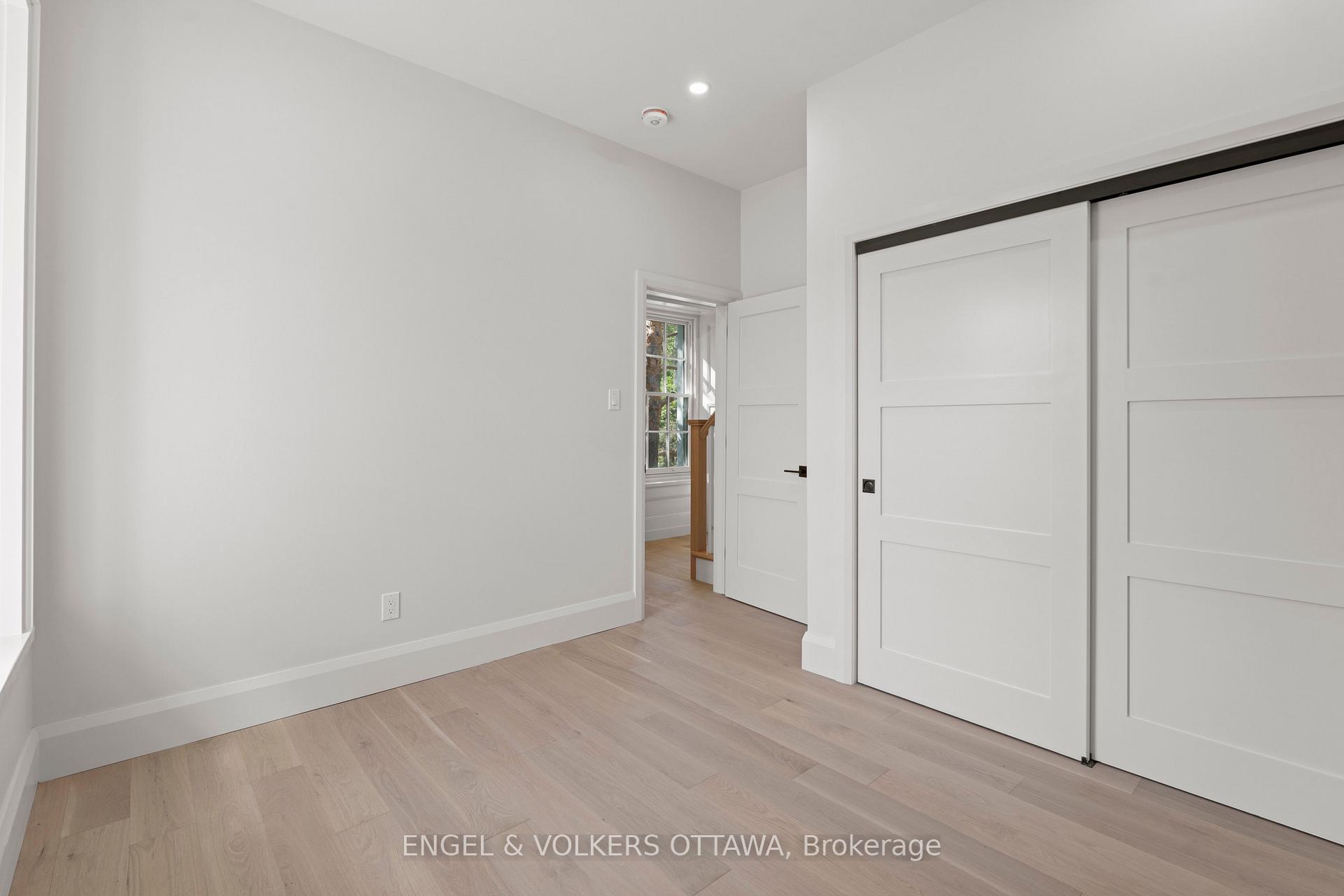Photo 25 of 71 Thomas Street, Ottawa, New Edinburgh — HOMEH
