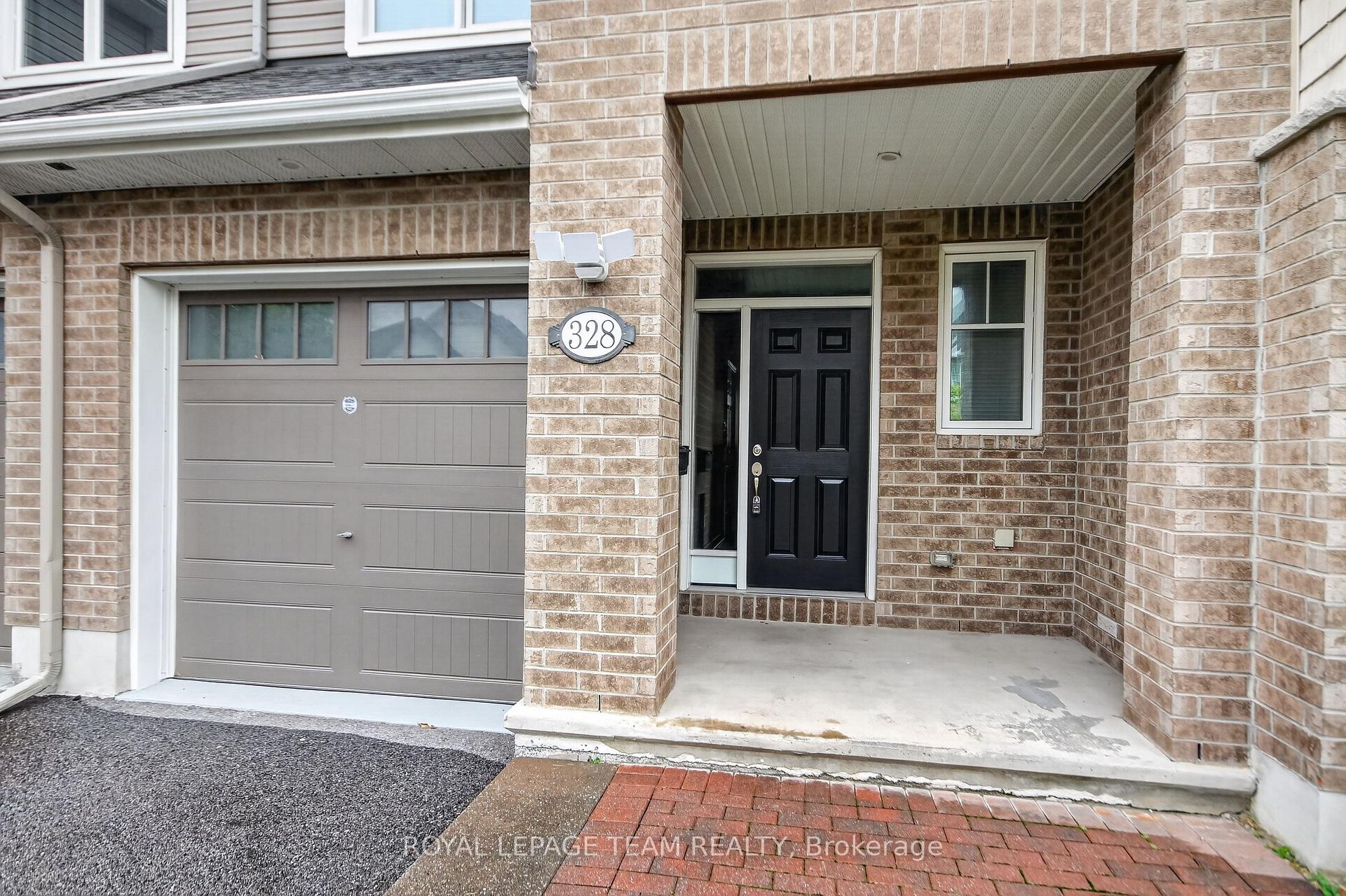 Photo 4 of 328 Warmstone Drive, Ottawa, Stittsville (North) — HOMEH