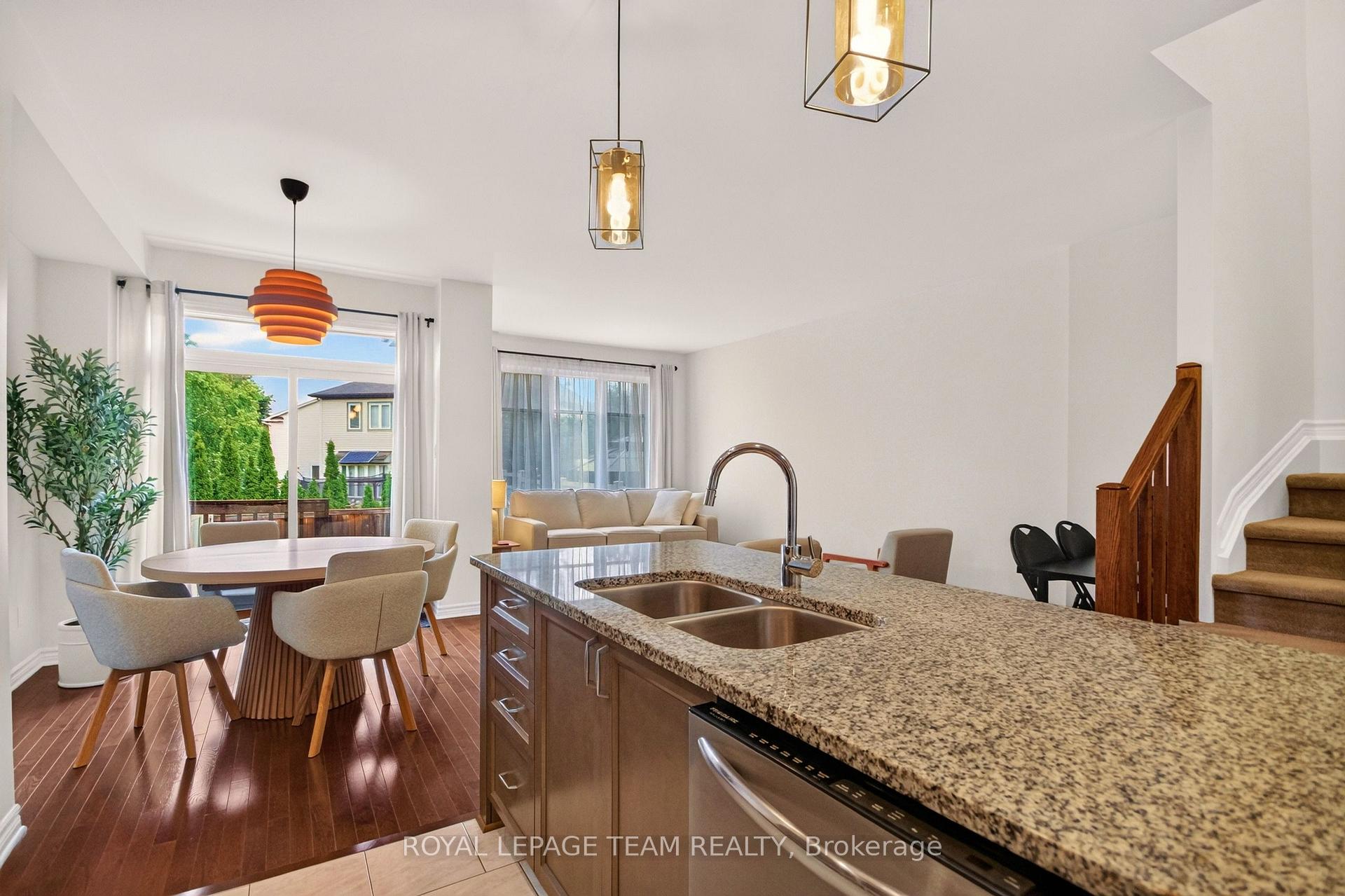 Photo 20 of 328 Warmstone Drive, Ottawa, Stittsville (North) — HOMEH