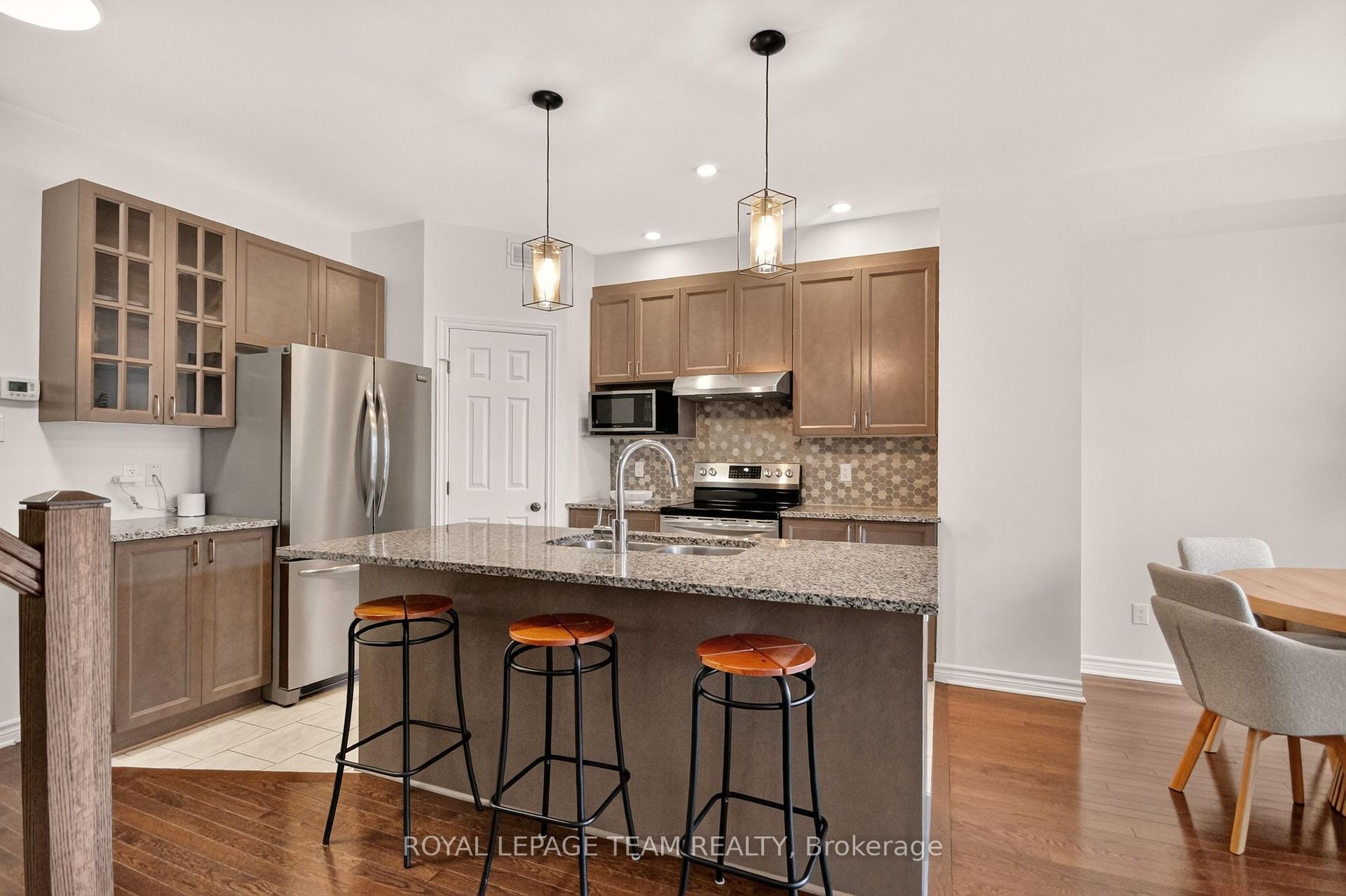 Photo 25 of 328 Warmstone Drive, Ottawa, Stittsville (North) — HOMEH