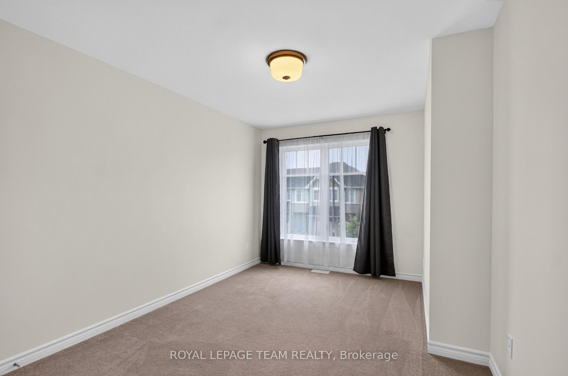 Photo 33 of 328 Warmstone Drive, Ottawa, Stittsville (North) — HOMEH