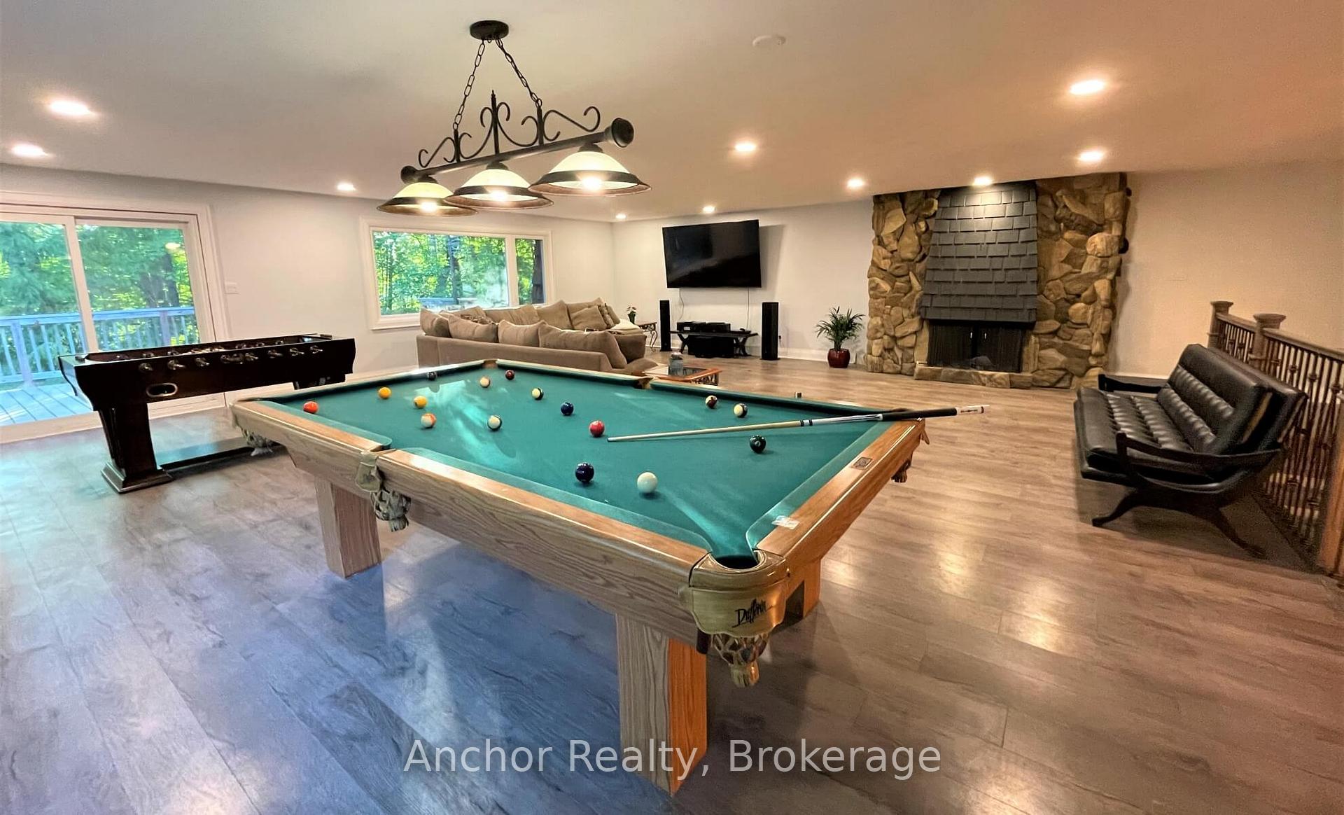 Photo 5 of 630 Farquhar Street, Gravenhurst, Muskoka (S) — HOMEH