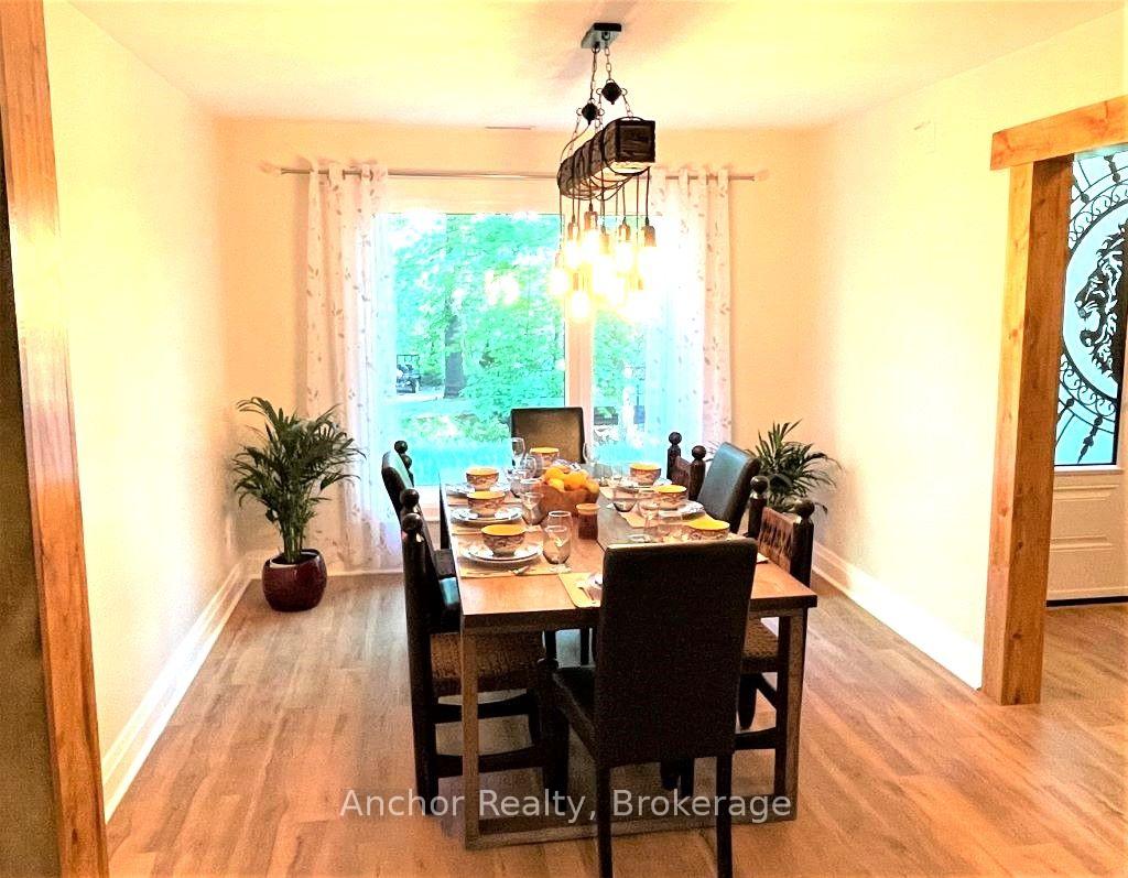 Photo 8 of 630 Farquhar Street, Gravenhurst, Muskoka (S) — HOMEH