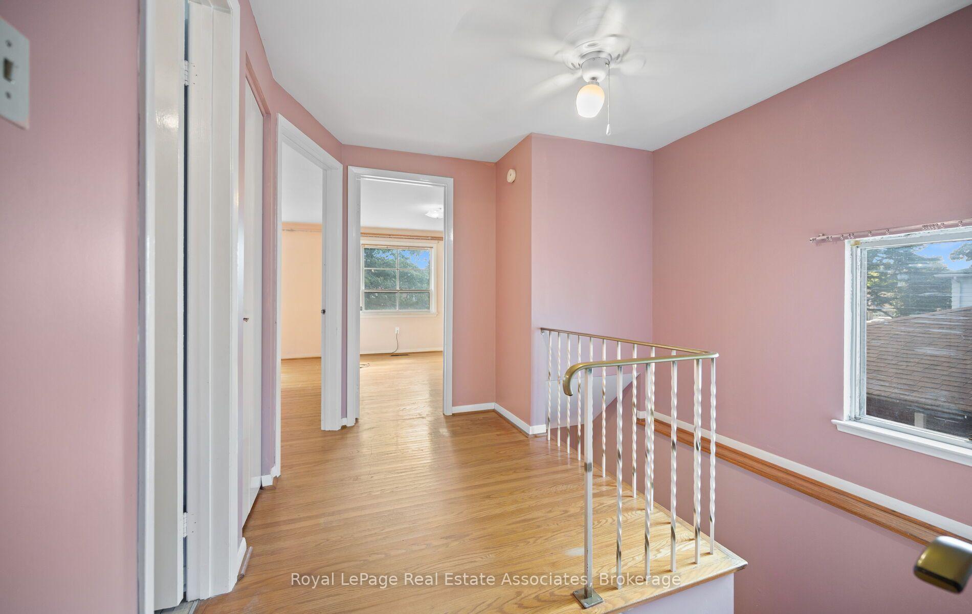 Photo 16 of 589 Tedwyn Drive, Mississauga, Cooksville — HOMEH