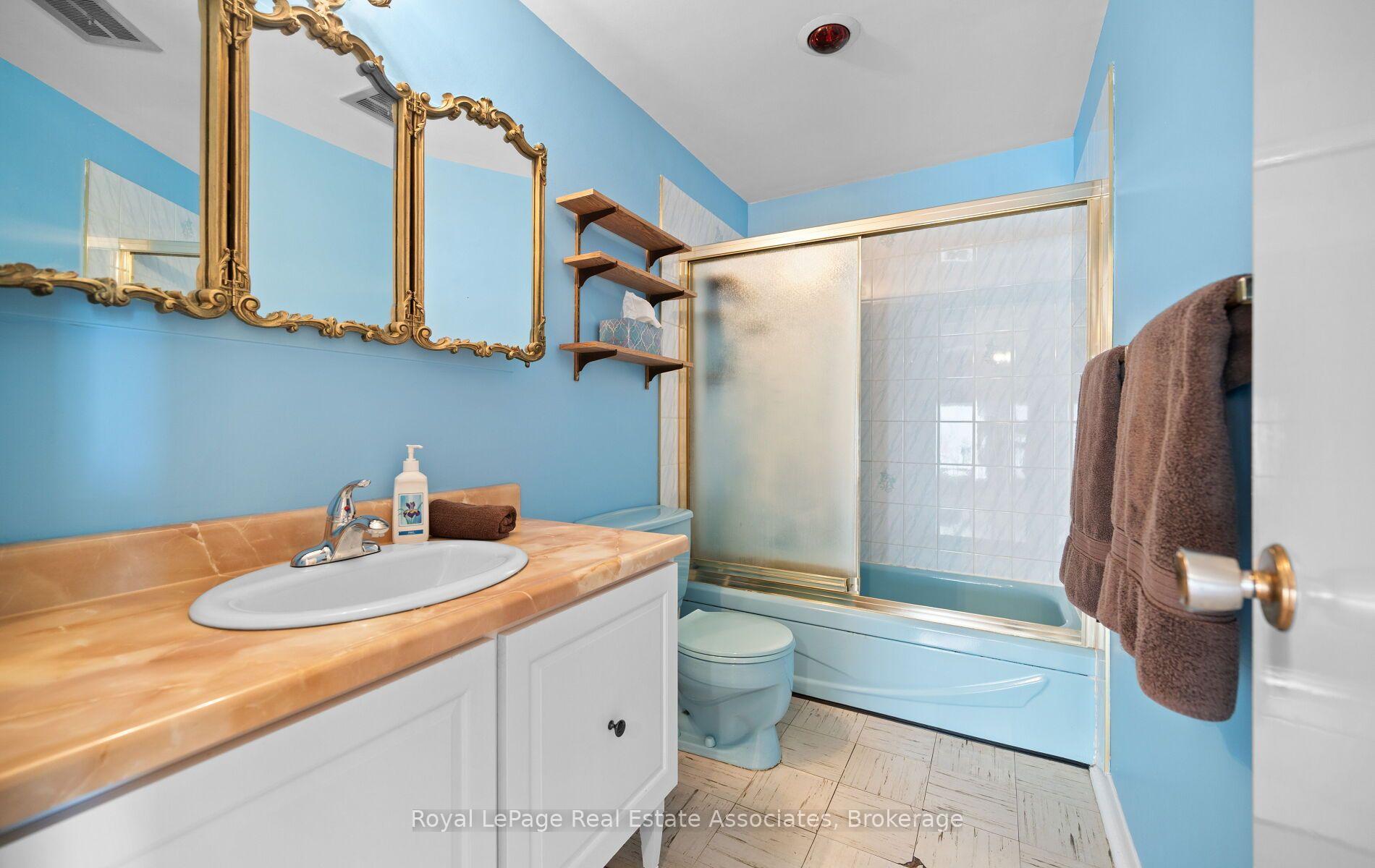 Photo 22 of 589 Tedwyn Drive, Mississauga, Cooksville — HOMEH