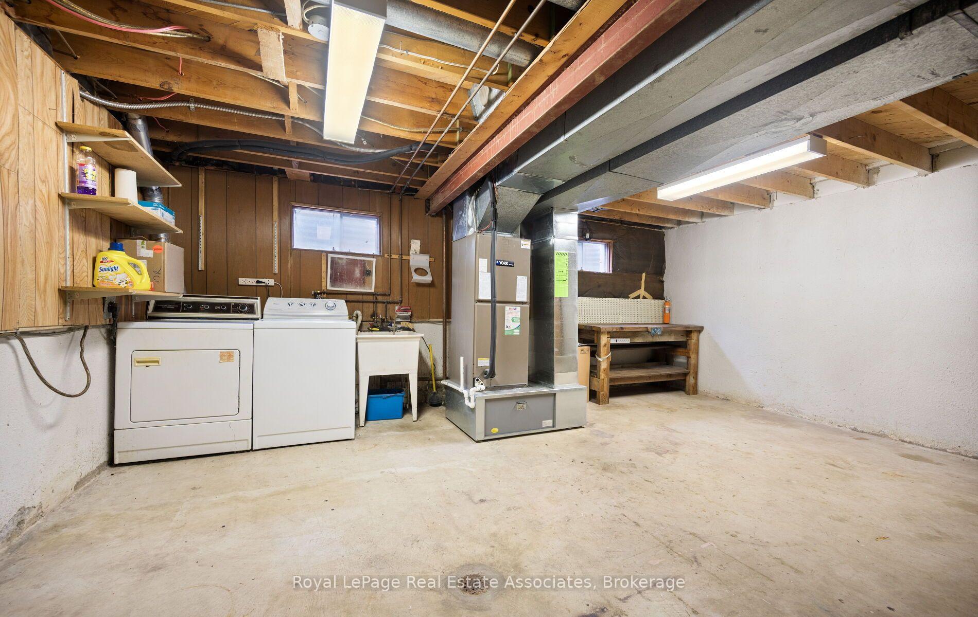 Photo 27 of 589 Tedwyn Drive, Mississauga, Cooksville — HOMEH