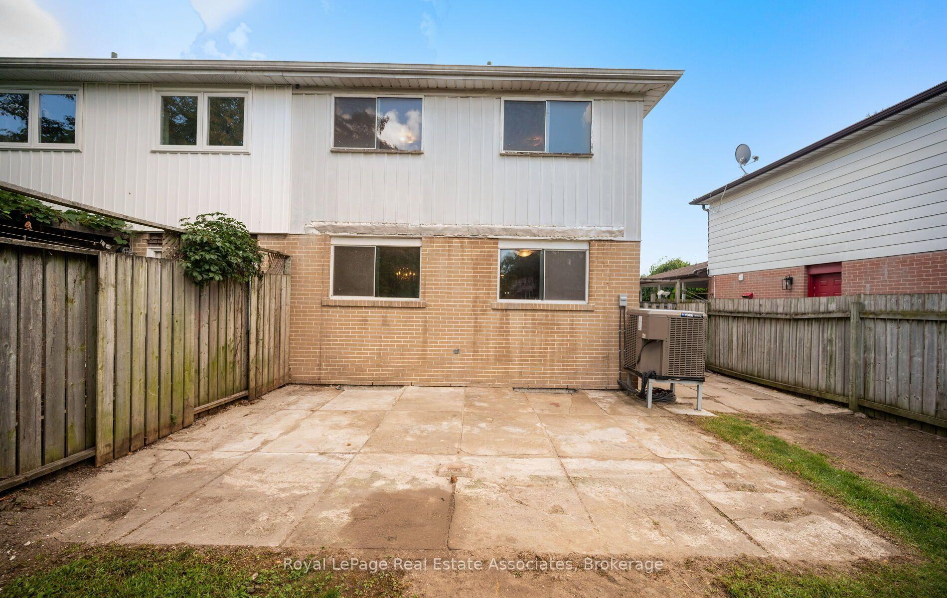 Photo 33 of 589 Tedwyn Drive, Mississauga, Cooksville — HOMEH