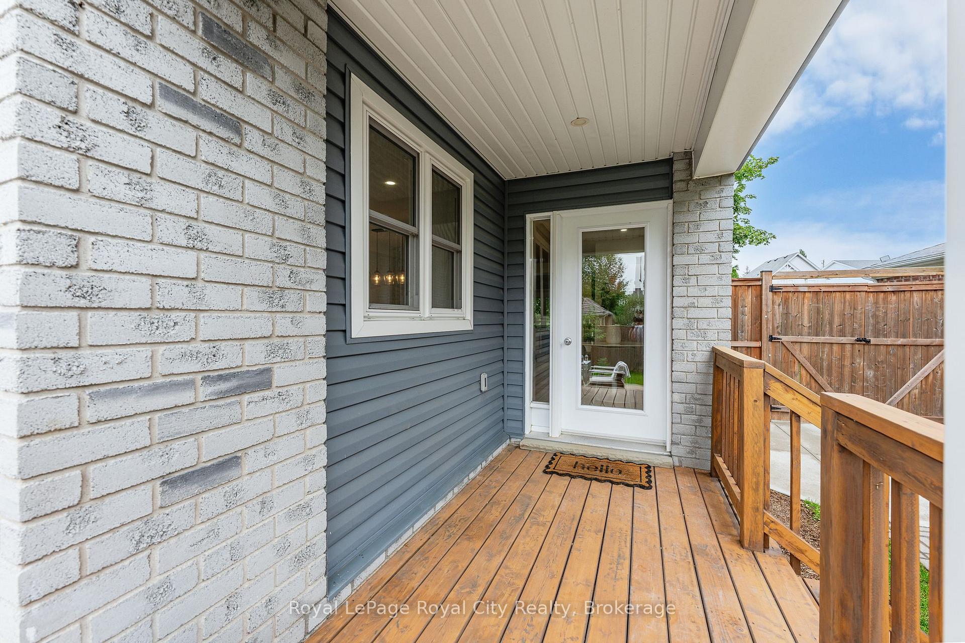 Photo 34 of 12 Southcreek Trail, Guelph, Kortright West — HOMEH