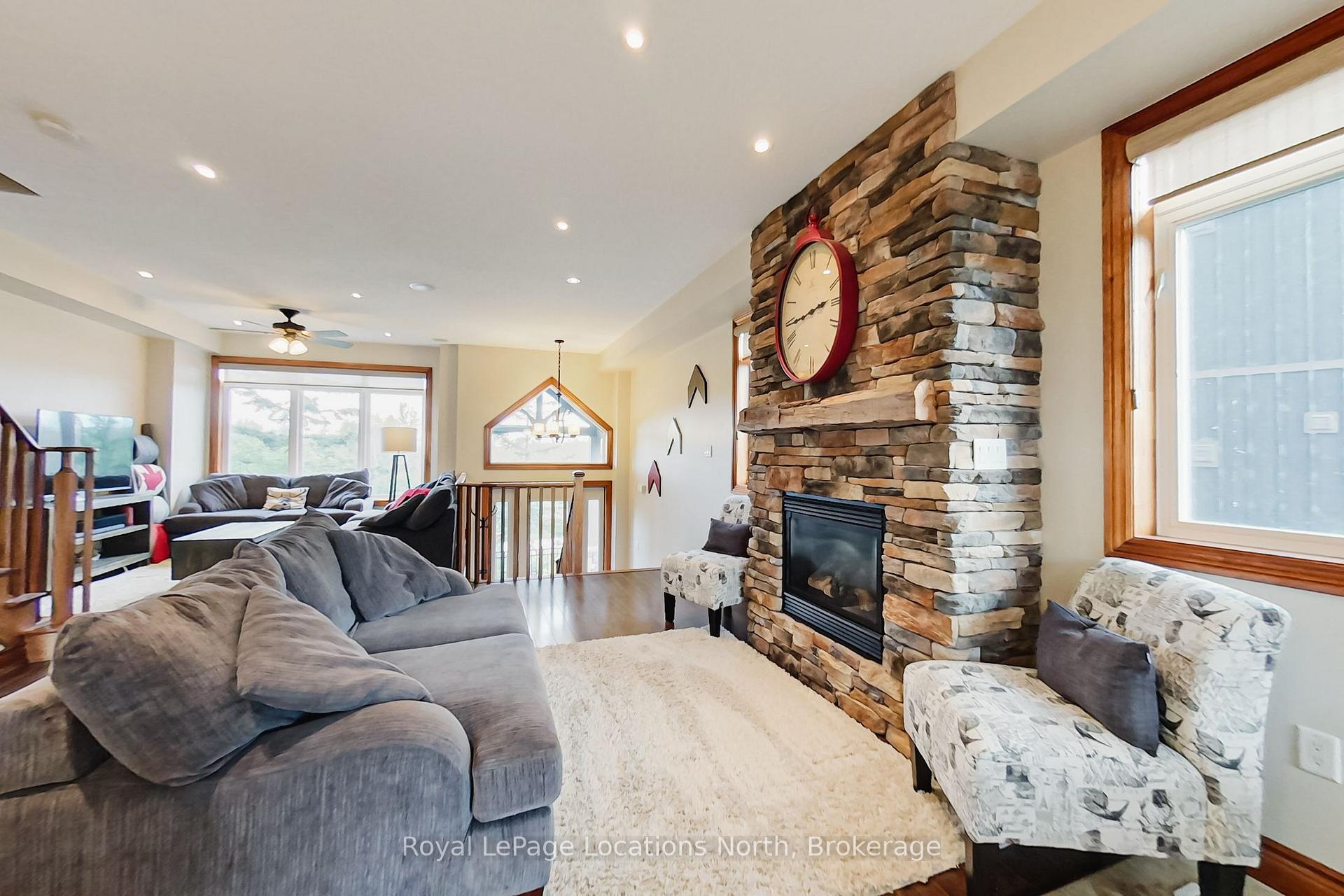 Photo 9 of Unit 75, 38 Joseph Trail, Collingwood — HOMEH