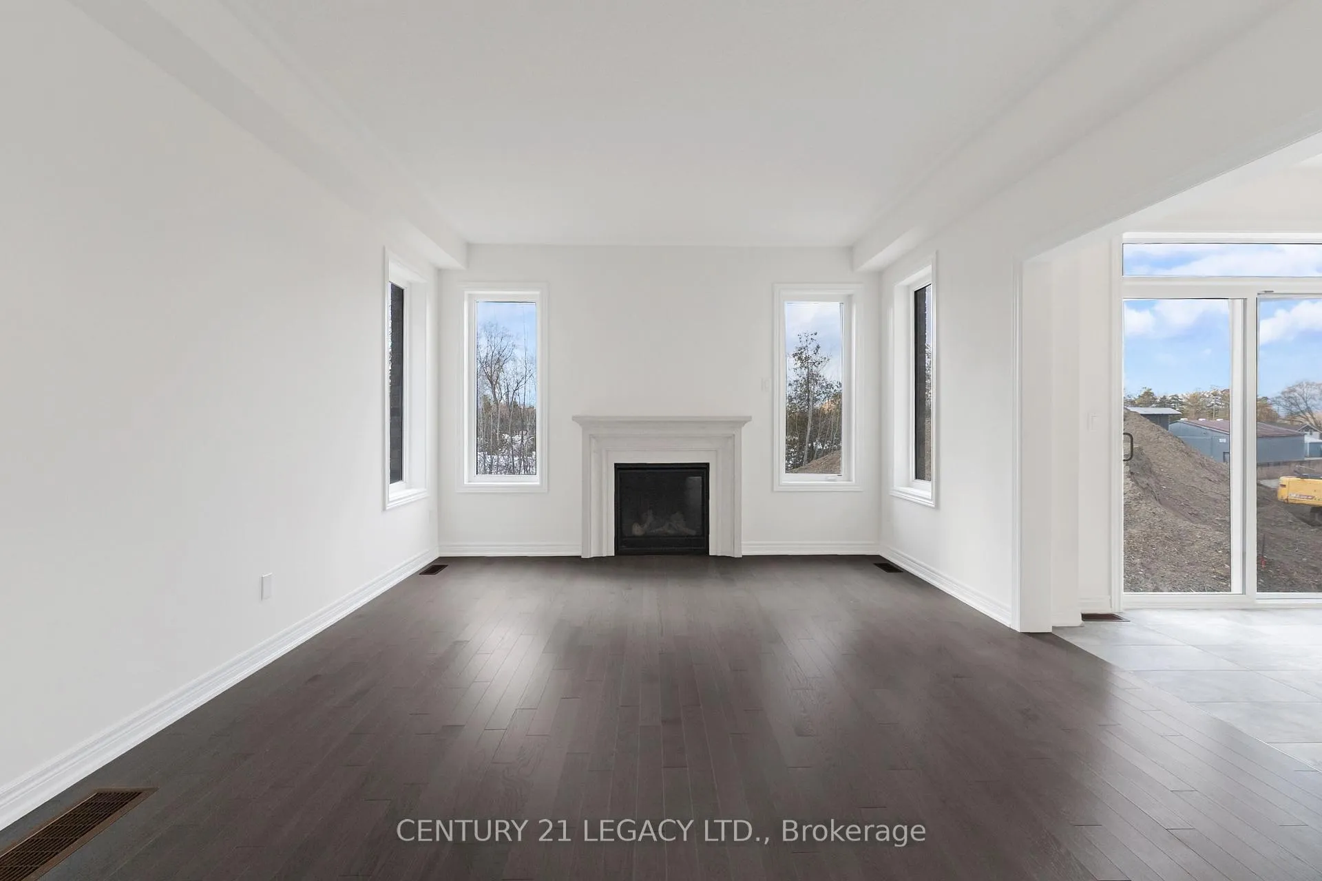 Photo 12 of 1274 Davis Loop, Innisfil, Lefroy — HOMEH