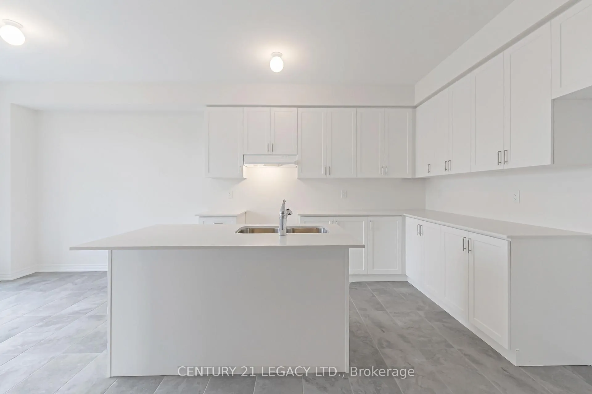 Photo 14 of 1274 Davis Loop, Innisfil, Lefroy — HOMEH