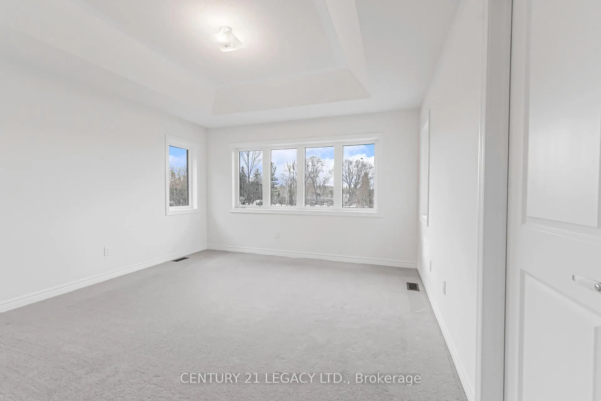 Photo 27 of 1274 Davis Loop, Innisfil, Lefroy — HOMEH