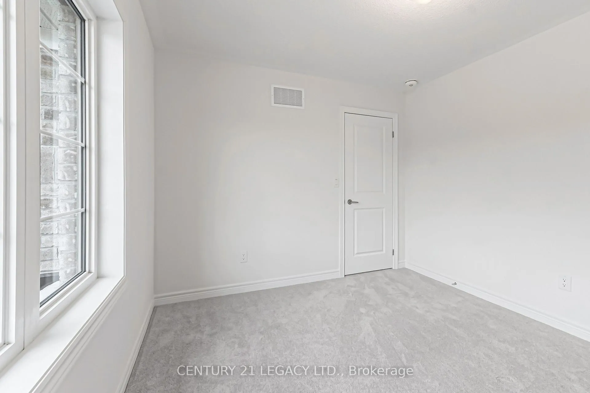 Photo 34 of 1274 Davis Loop, Innisfil, Lefroy — HOMEH